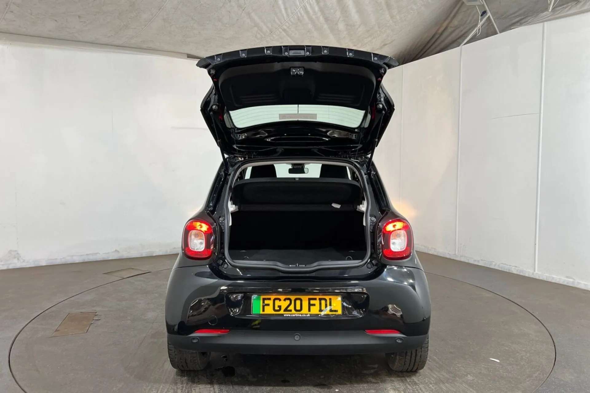 2020 SMART EQ FORFOUR 2020 SMART EQ FORFOUR