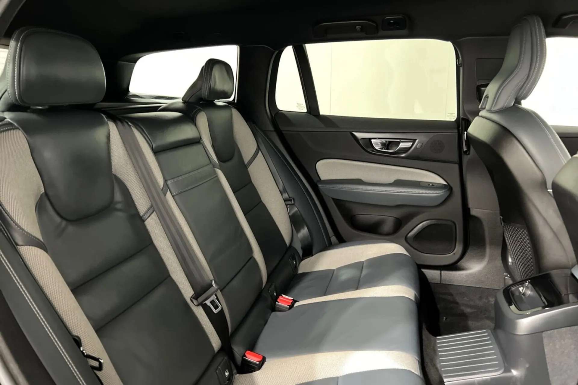 0 VOLVO V60 0 VOLVO V60