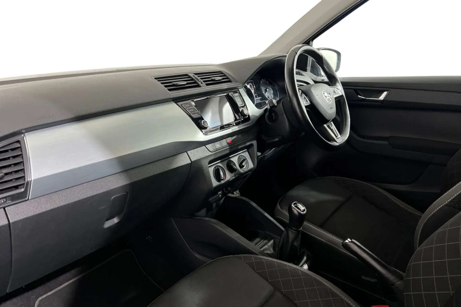 2018 SKODA FABIA 2018 SKODA FABIA