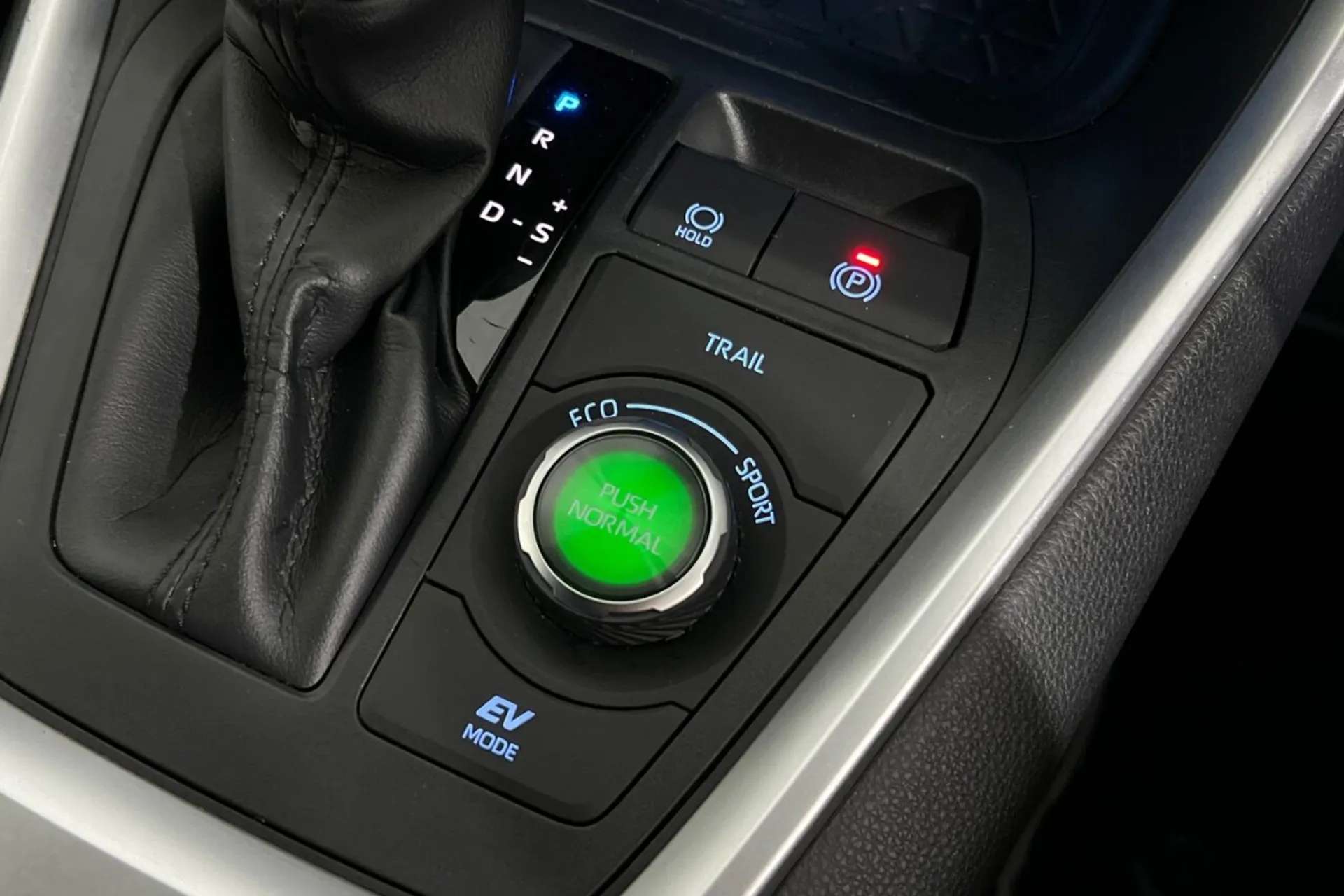 2020 TOYOTA RAV4 2020 TOYOTA RAV4