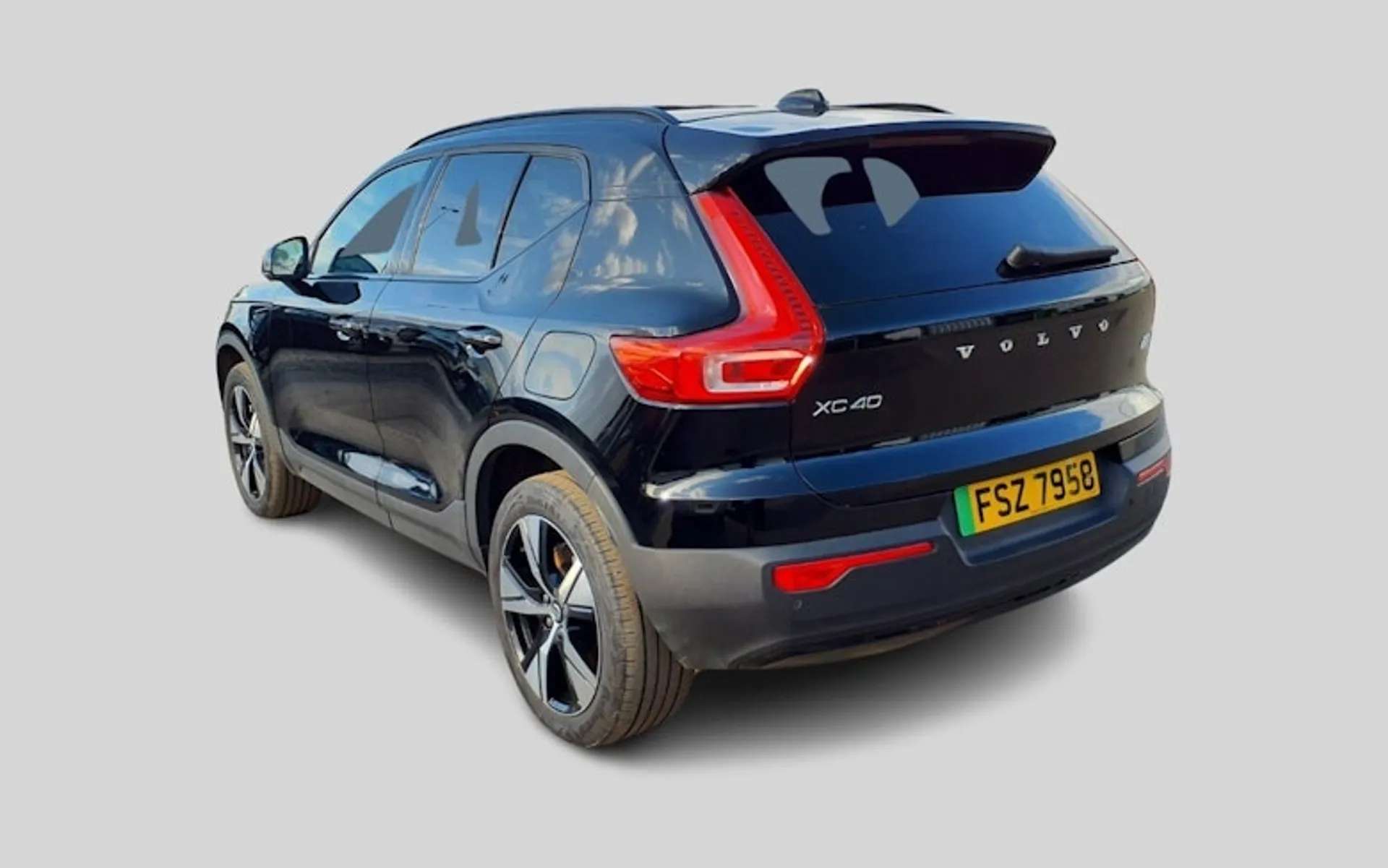 A 2022 VOLVO XC40 RECHARGE PLUS TWIN AWD 5d 403 BHP 19-Inch Alloy Wheels, Privacy Glass, Cruise Control, Rear Park Assist, 9-Inch Touchscreen Black Stone, 19-Inch Alloy A 2022 VOLVO XC40 RECHARGE PLUS TWIN AWD 5d 403 BHP 19-Inch Alloy Wheels, Privacy Glass, Cruise Control, Rear Park Assist, 9-Inch Touchscreen Black Stone, 19-Inch Alloy
