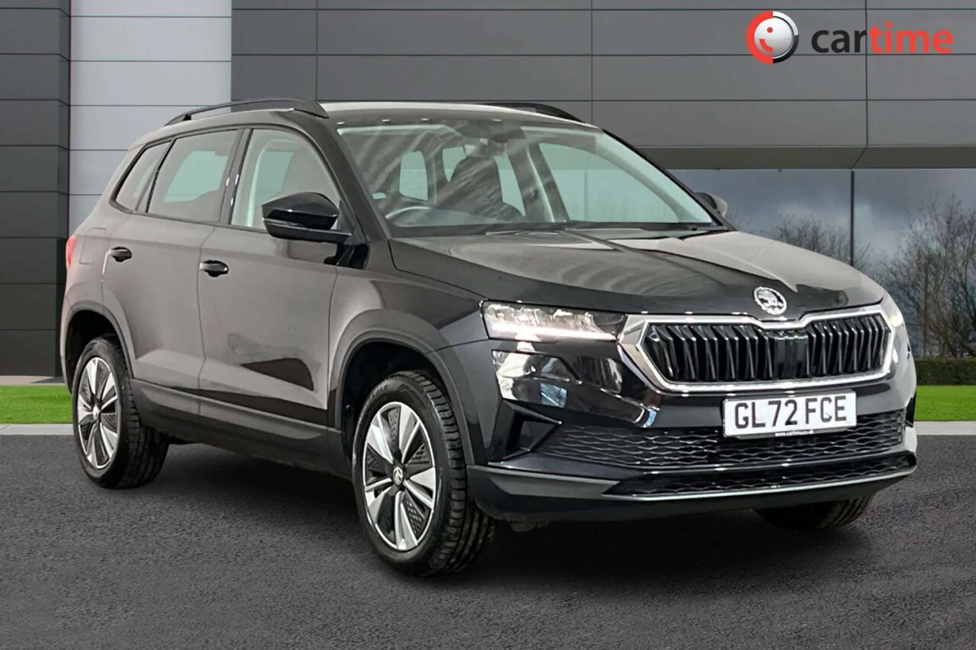 A 2022 SKODA KAROQ 1.0 SE DRIVE TSI 5d 109 BHP DAB Digital Radio, LED Headlights, Touchscreen Media, Android Auto/Apple CarPlay, Cruise Control Black Magic, 17-Inch Allo A 2022 SKODA KAROQ 1.0 SE DRIVE TSI 5d 109 BHP DAB Digital Radio, LED Headlights, Touchscreen Media, Android Auto/Apple CarPlay, Cruise Control Black Magic, 17-Inch Allo