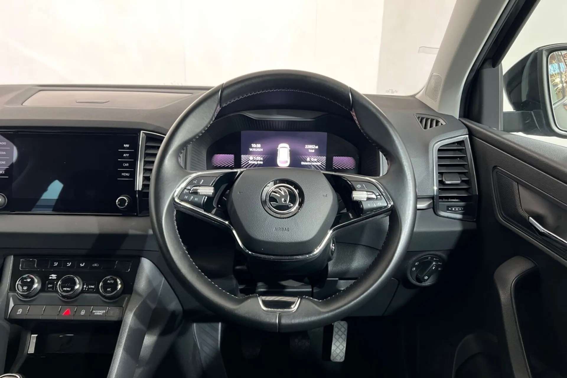 2022 SKODA KAROQ 2022 SKODA KAROQ