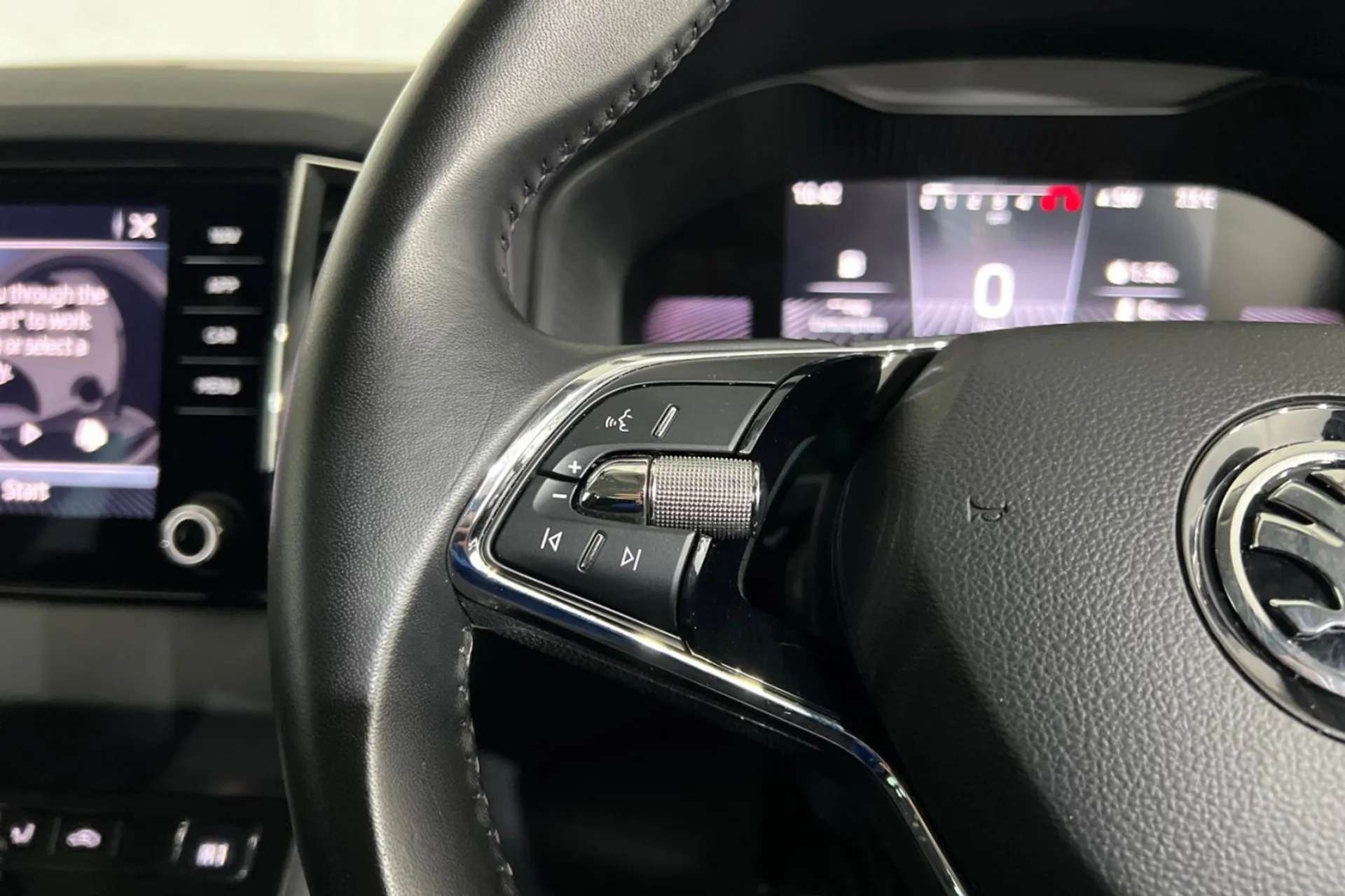 2022 SKODA KAROQ 2022 SKODA KAROQ