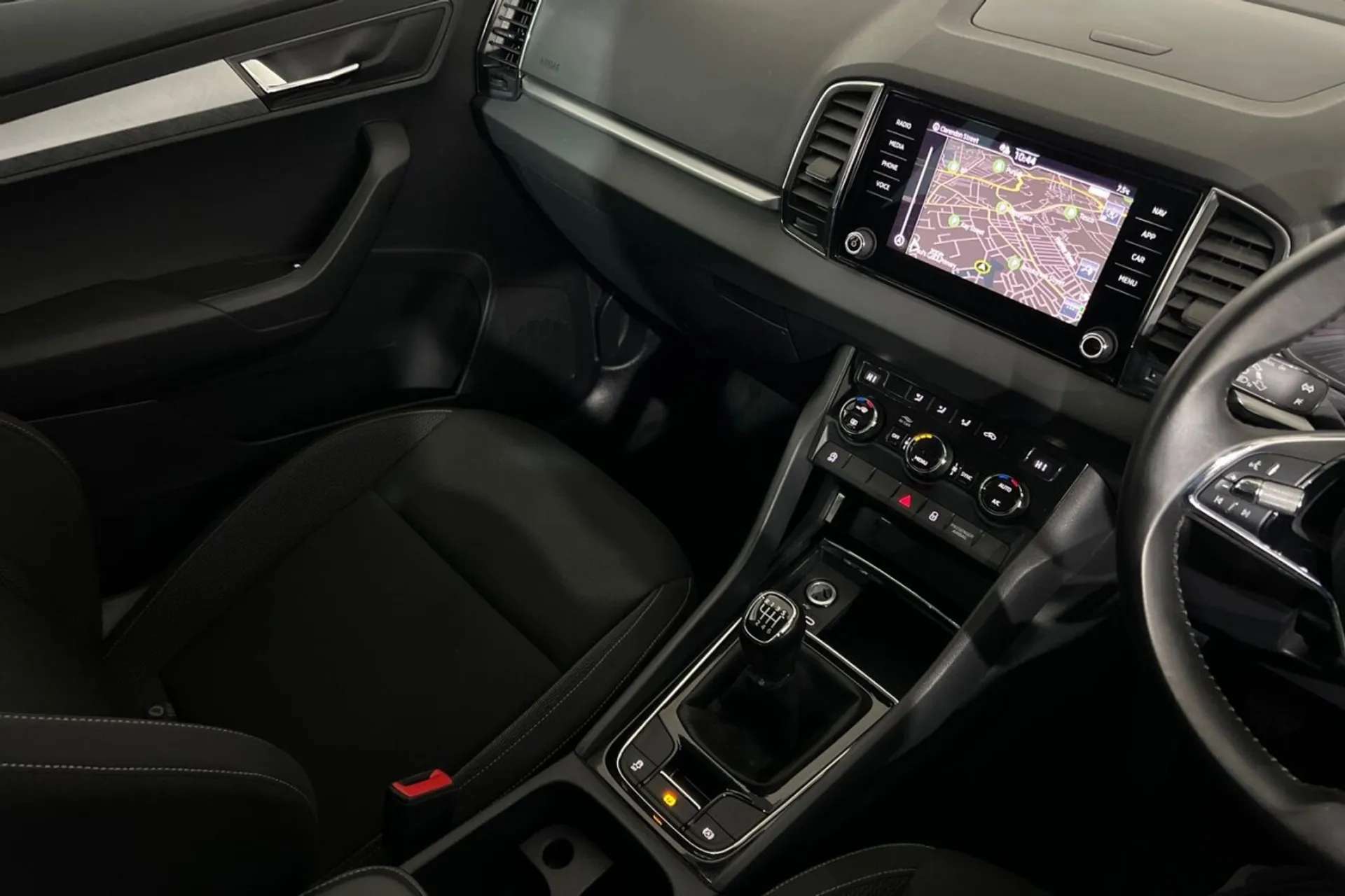 2022 SKODA KAROQ 2022 SKODA KAROQ