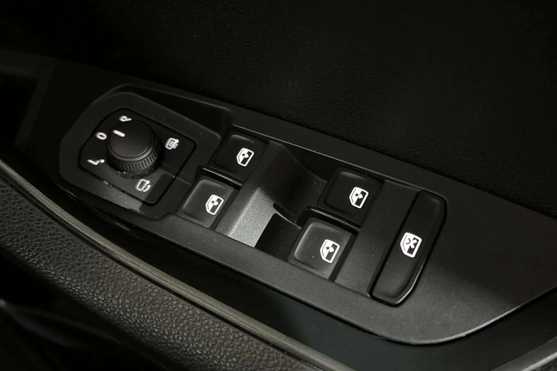 2022 SKODA KAROQ 2022 SKODA KAROQ