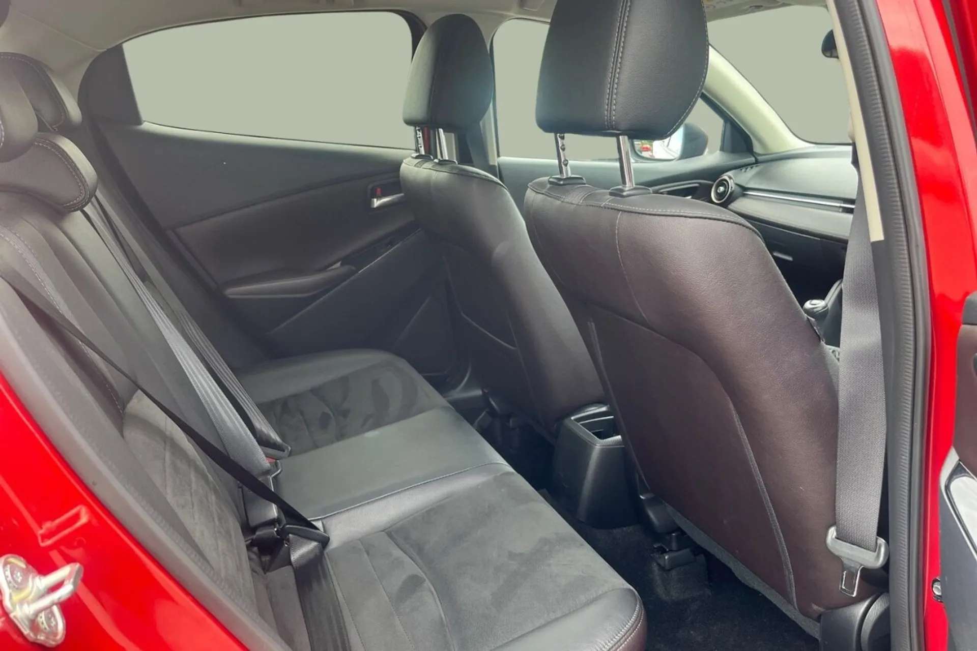 2018 MAZDA MAZDA2 2018 MAZDA MAZDA2