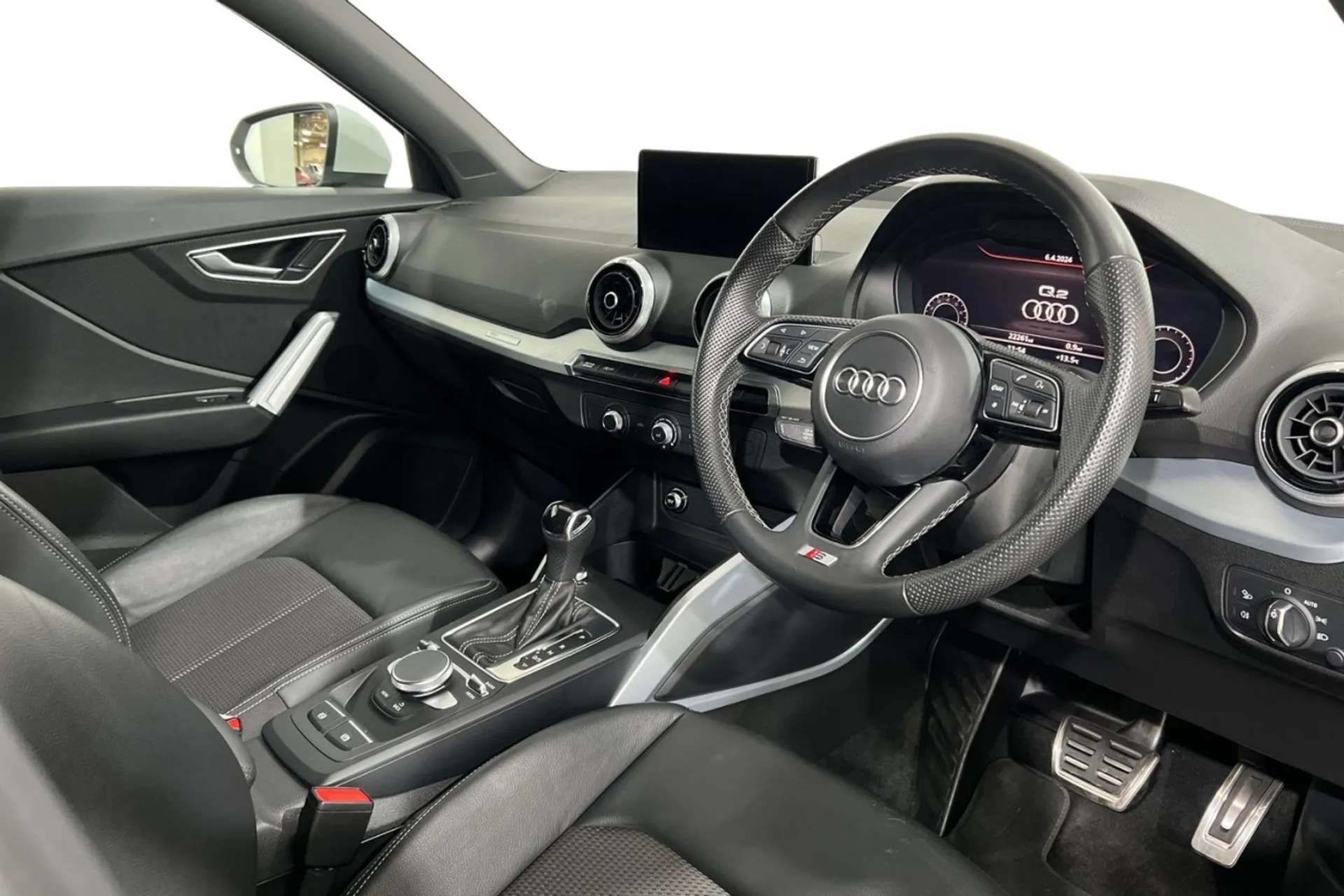 2021 AUDI Q2 2021 AUDI Q2