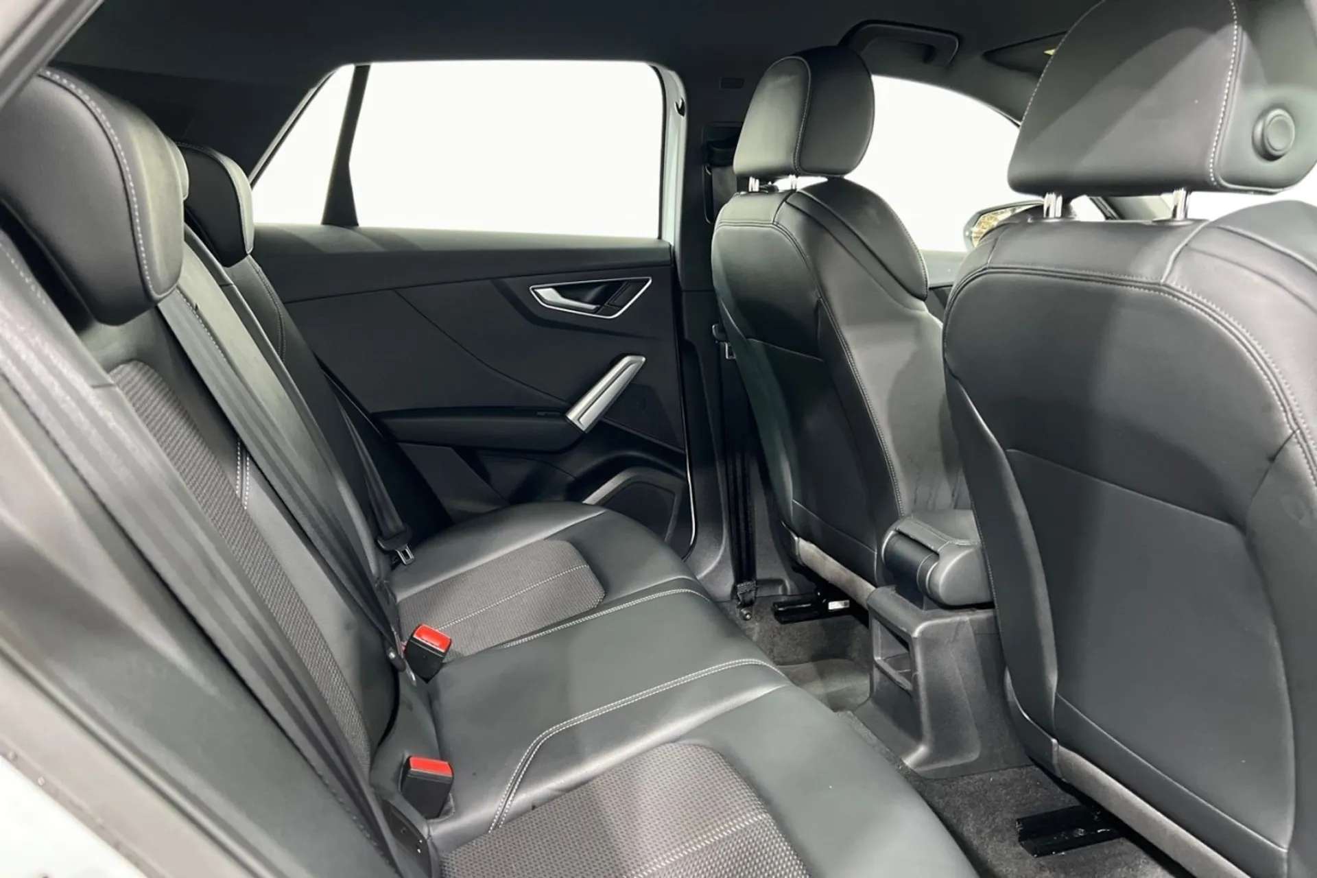 2021 AUDI Q2 2021 AUDI Q2