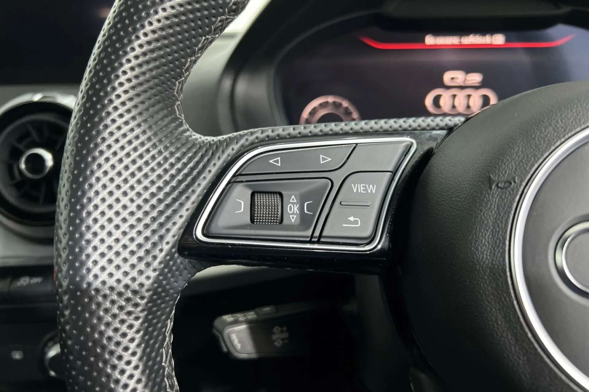 2021 AUDI Q2 2021 AUDI Q2