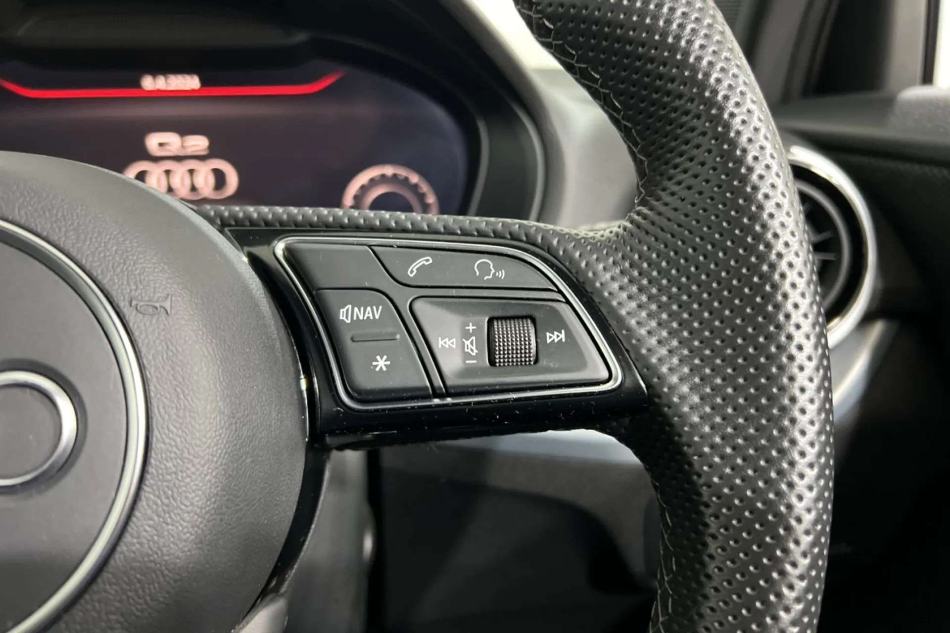 2021 AUDI Q2 2021 AUDI Q2