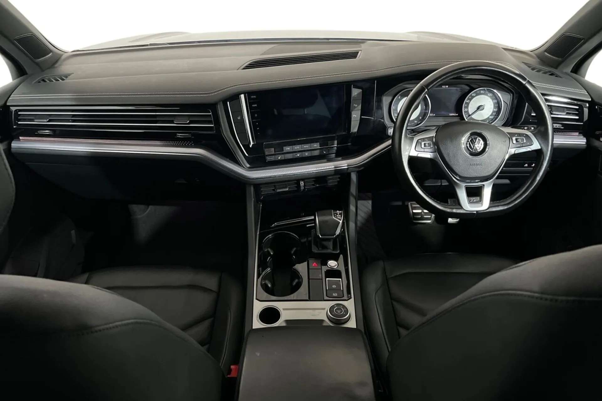 0 VOLKSWAGEN TOUAREG 0 VOLKSWAGEN TOUAREG