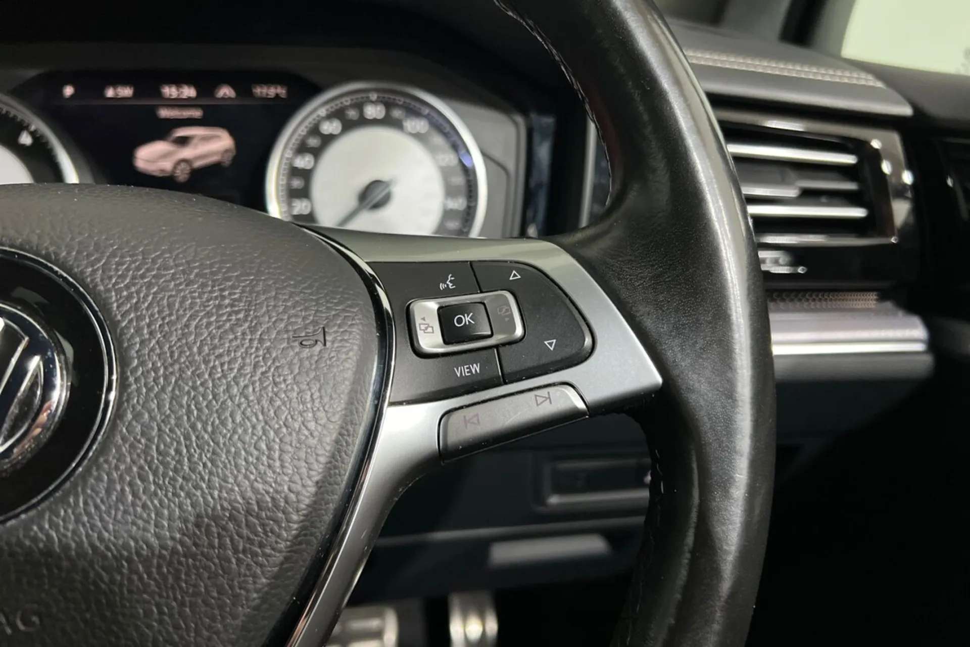 0 VOLKSWAGEN TOUAREG 0 VOLKSWAGEN TOUAREG