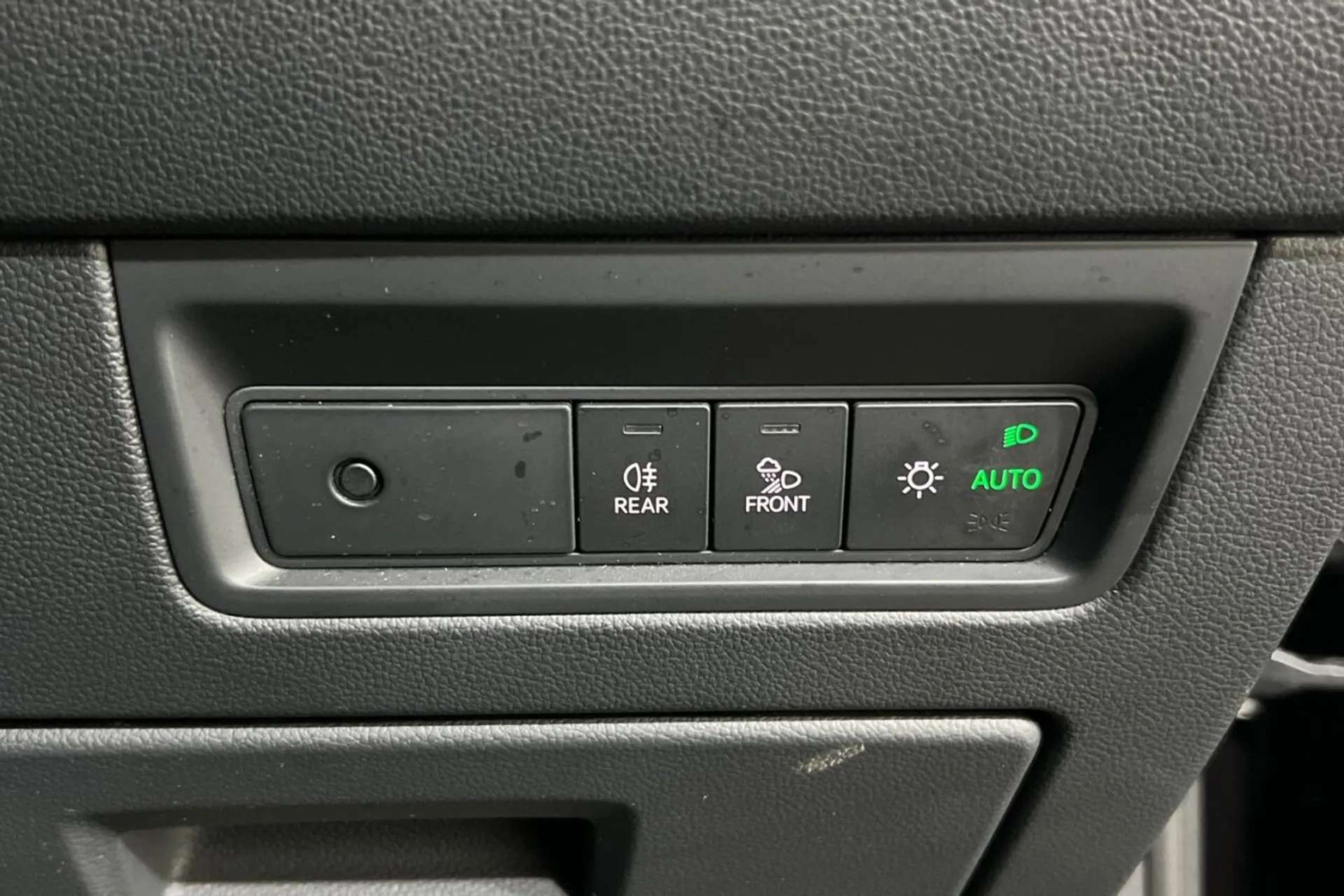 0 VOLKSWAGEN TOUAREG 0 VOLKSWAGEN TOUAREG