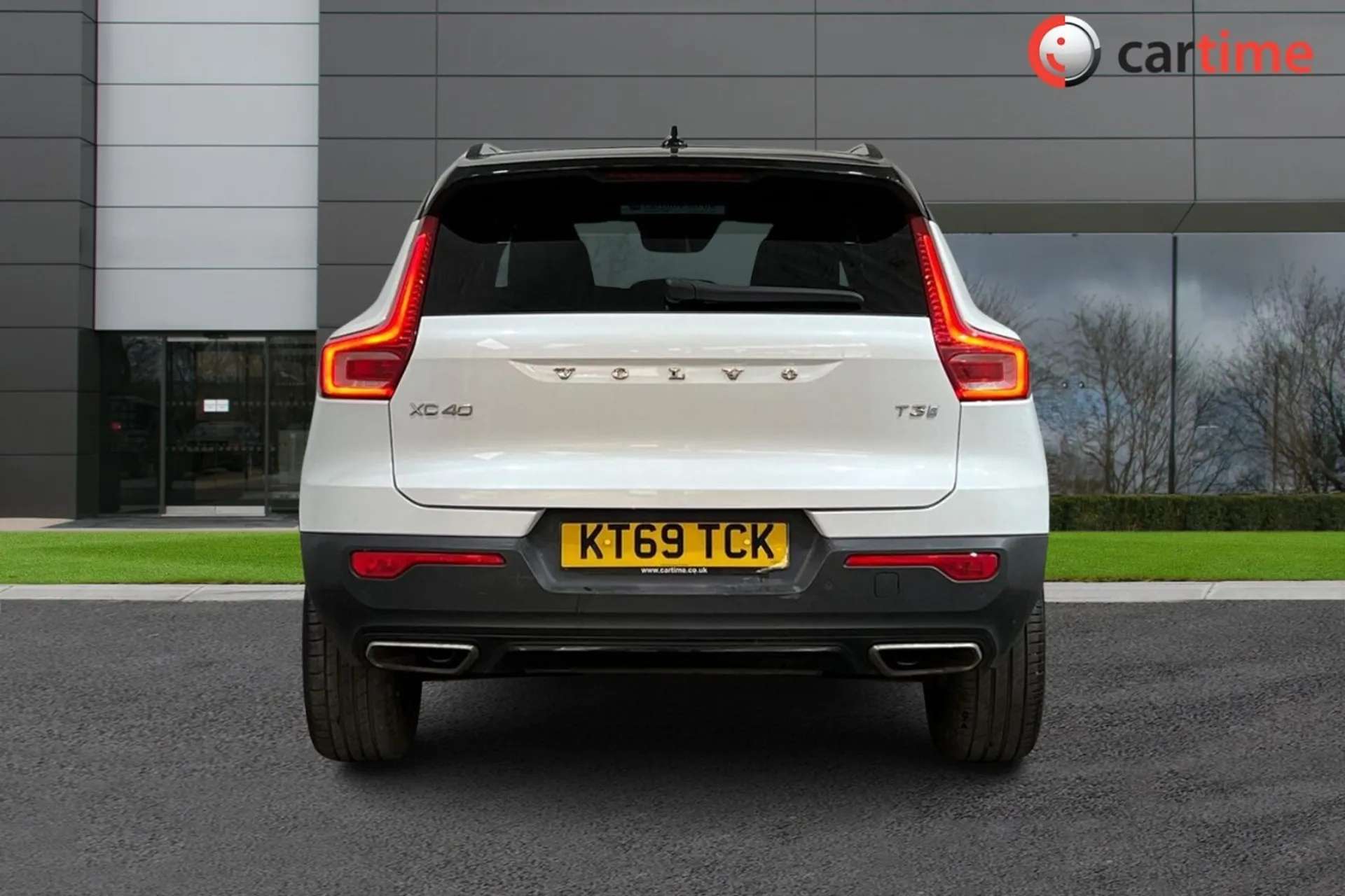 0 VOLVO XC40 0 VOLVO XC40