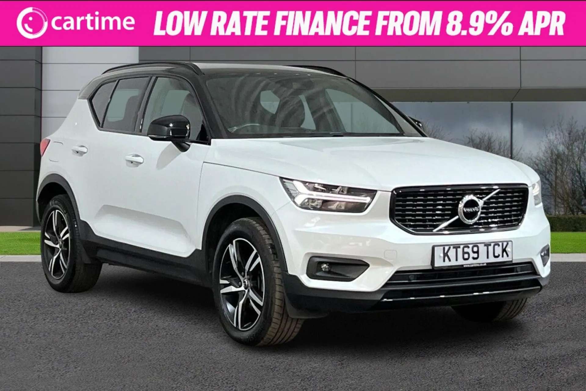 A 0 VOLVO XC40 1.5 T3 R-DESIGN 5d 161 BHP LED Headlights, 9-Inch Touchscreen, Rear Park Assist, DAB Digital Radio, Privacy Glass Crystal White, 18-Inch Alloy Wheels A 0 VOLVO XC40 1.5 T3 R-DESIGN 5d 161 BHP LED Headlights, 9-Inch Touchscreen, Rear Park Assist, DAB Digital Radio, Privacy Glass Crystal White, 18-Inch Alloy Wheels