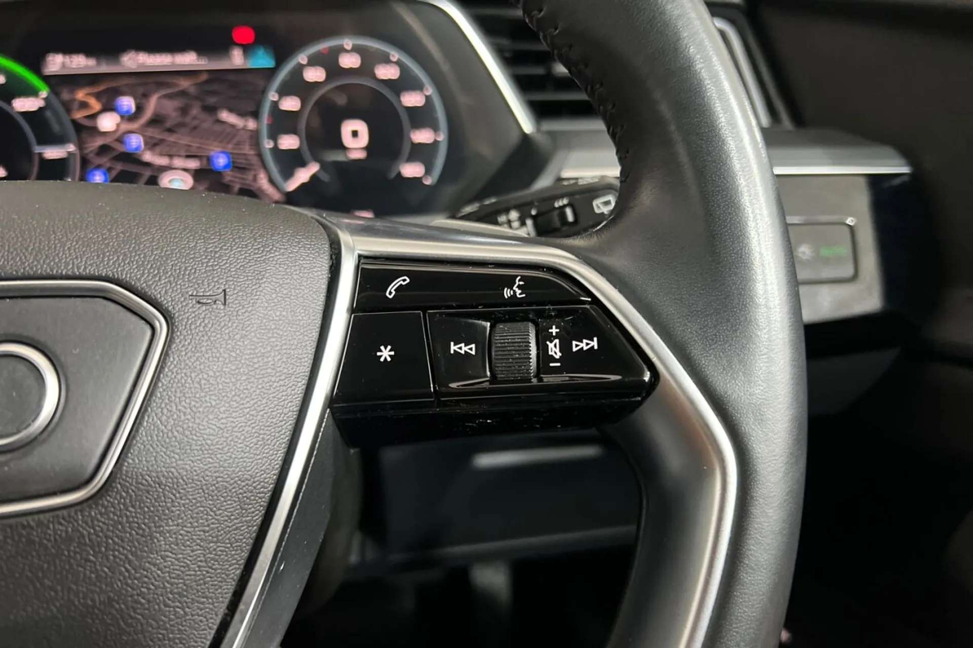 2020 AUDI E-TRON 2020 AUDI E-TRON