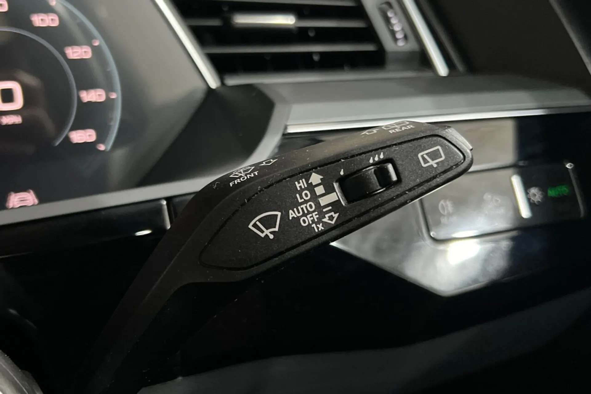 2020 AUDI E-TRON 2020 AUDI E-TRON