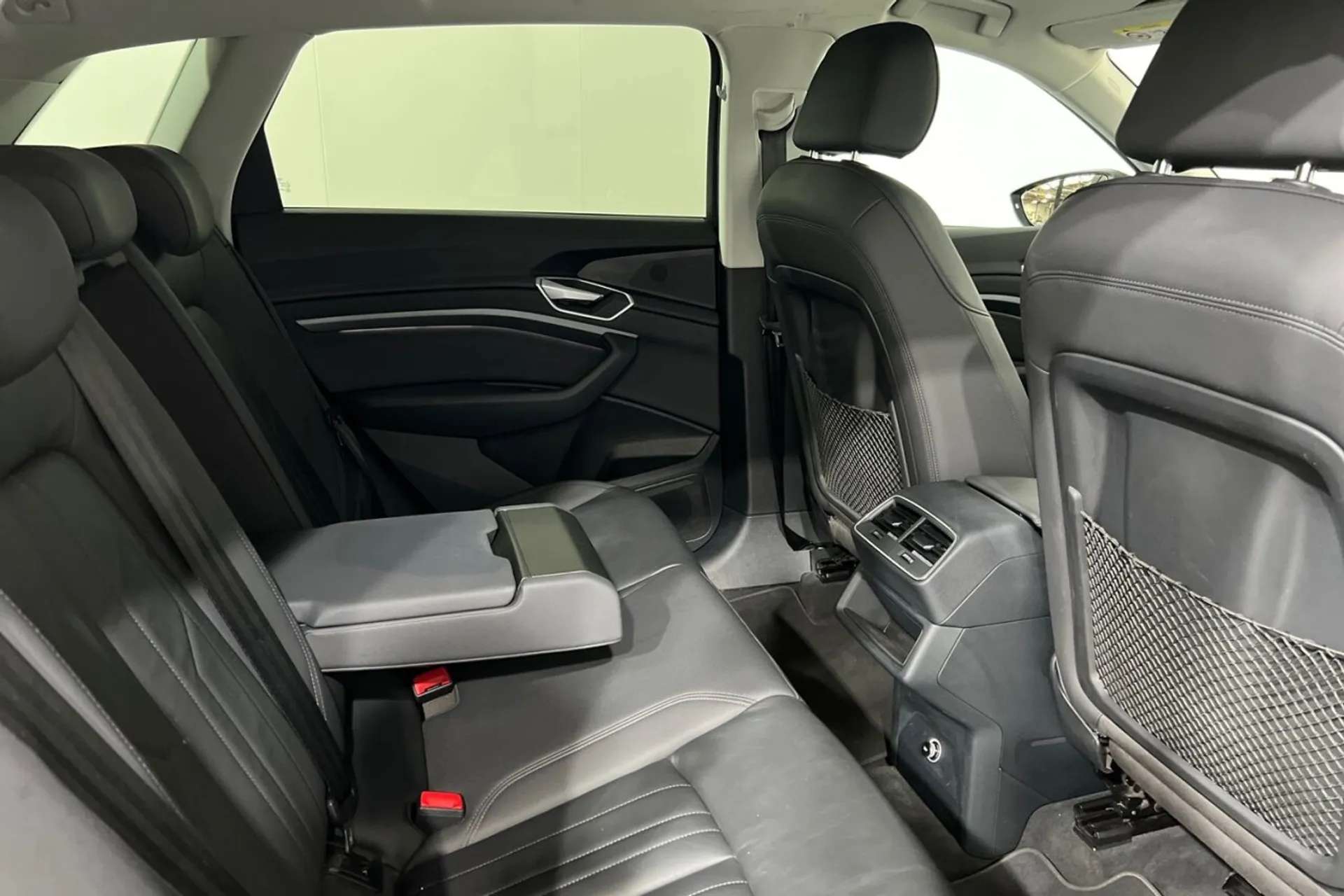 2020 AUDI E-TRON 2020 AUDI E-TRON