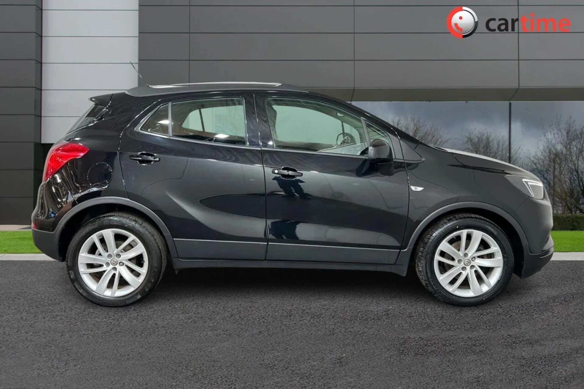 A 2019 VAUXHALL MOKKA X 1.4 DESIGN NAV ECOTEC S/S 5d 138 BHP Touchscreen Display, High Beam Assist, Parking Sensors, Cruise Control, Electric Windows Mineral Black, 18-Inch A A 2019 VAUXHALL MOKKA X 1.4 DESIGN NAV ECOTEC S/S 5d 138 BHP Touchscreen Display, High Beam Assist, Parking Sensors, Cruise Control, Electric Windows Mineral Black, 18-Inch A