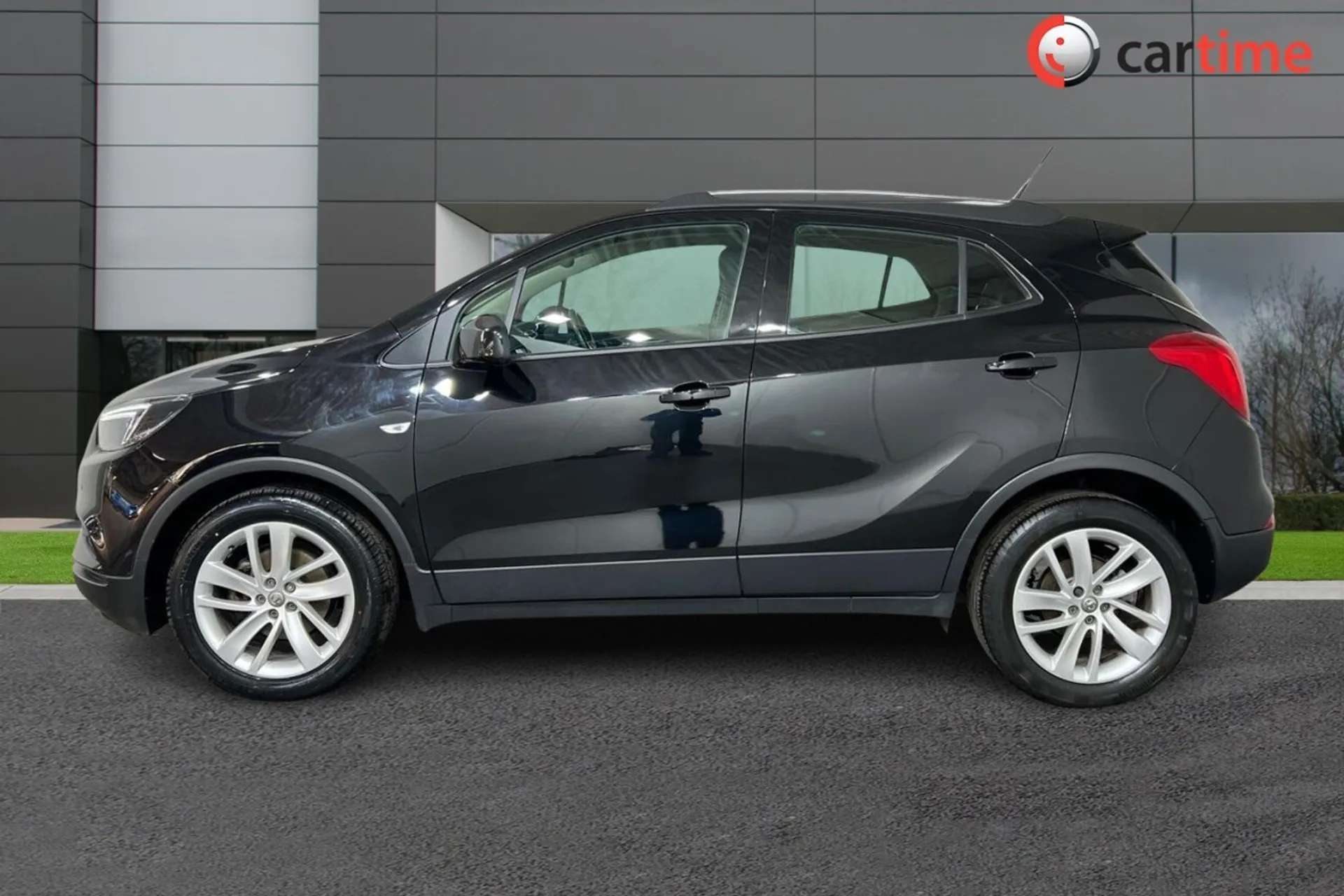 A 2019 VAUXHALL MOKKA X 1.4 DESIGN NAV ECOTEC S/S 5d 138 BHP Touchscreen Display, High Beam Assist, Parking Sensors, Cruise Control, Electric Windows Mineral Black, 18-Inch A A 2019 VAUXHALL MOKKA X 1.4 DESIGN NAV ECOTEC S/S 5d 138 BHP Touchscreen Display, High Beam Assist, Parking Sensors, Cruise Control, Electric Windows Mineral Black, 18-Inch A