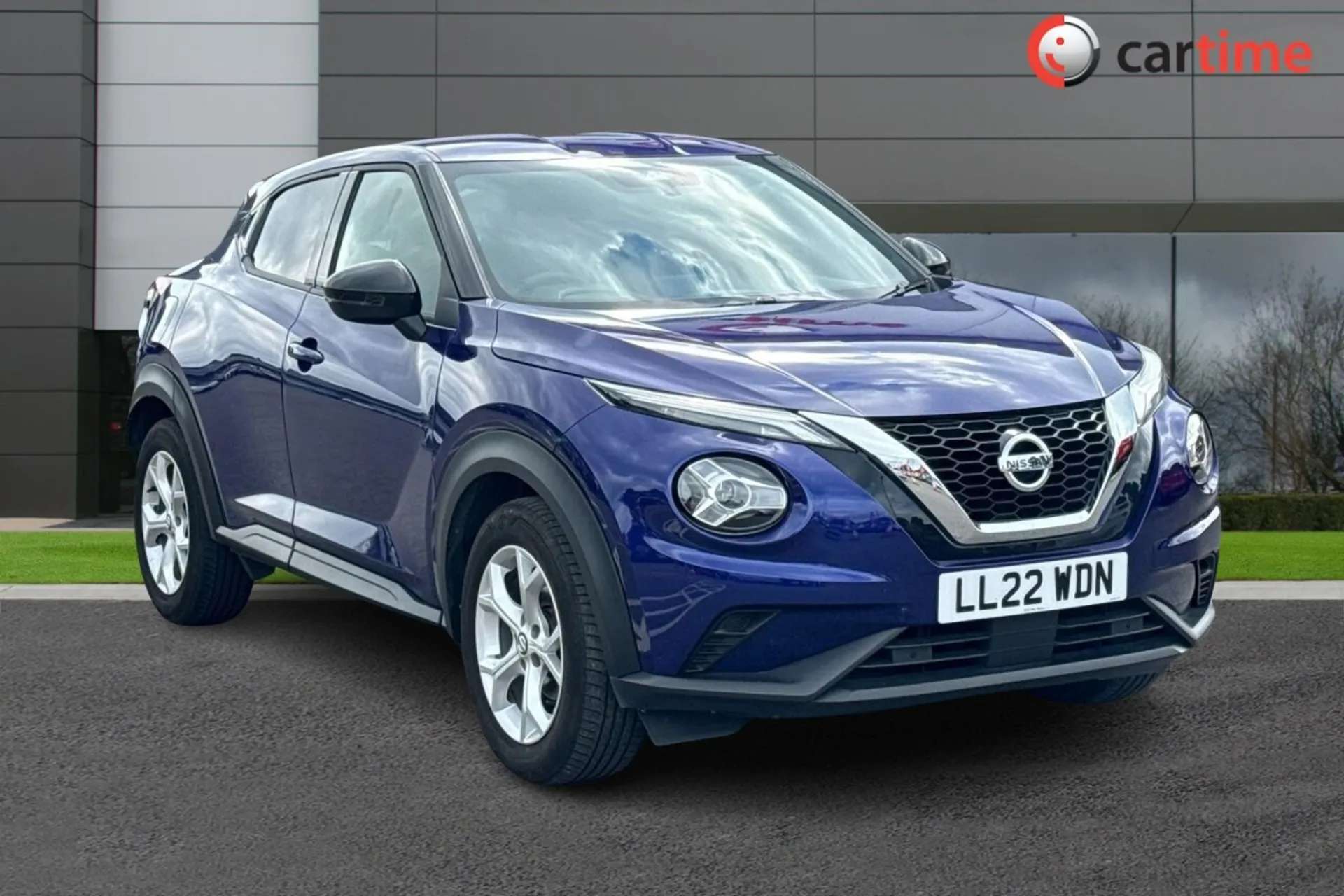 A 2022 NISSAN JUKE 1.0 DIG-T N-CONNECTA DCT 5d 113 BHP 8-Inch Touchscreen, DAB Radio, Rear View Camera, LED Headlights, Rear Park Sensors Magnetic Blue, 17-Inch Alloy Wh A 2022 NISSAN JUKE 1.0 DIG-T N-CONNECTA DCT 5d 113 BHP 8-Inch Touchscreen, DAB Radio, Rear View Camera, LED Headlights, Rear Park Sensors Magnetic Blue, 17-Inch Alloy Wh
