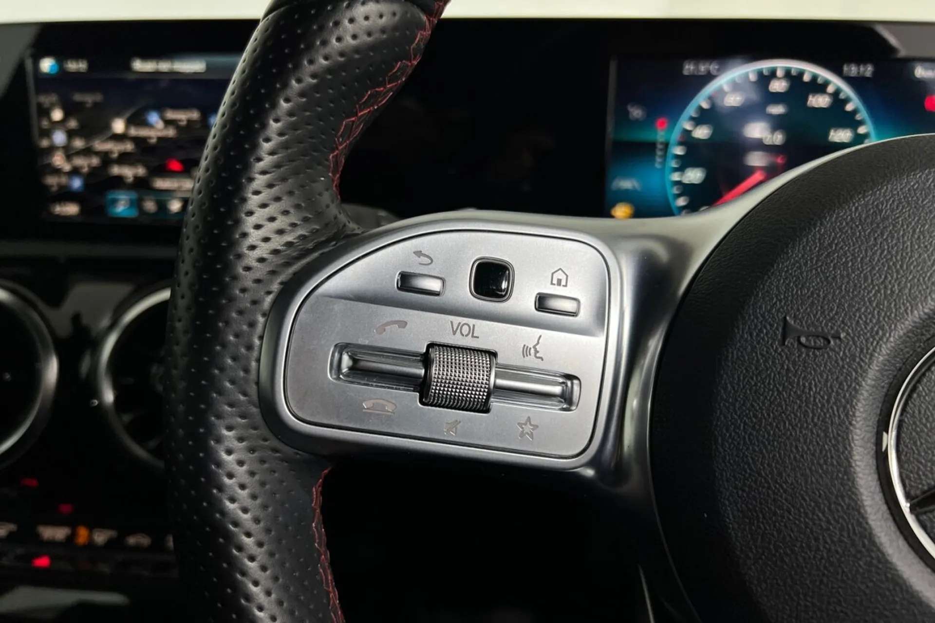 2021 MERCEDES-BENZ A-CLASS 2021 MERCEDES-BENZ A-CLASS