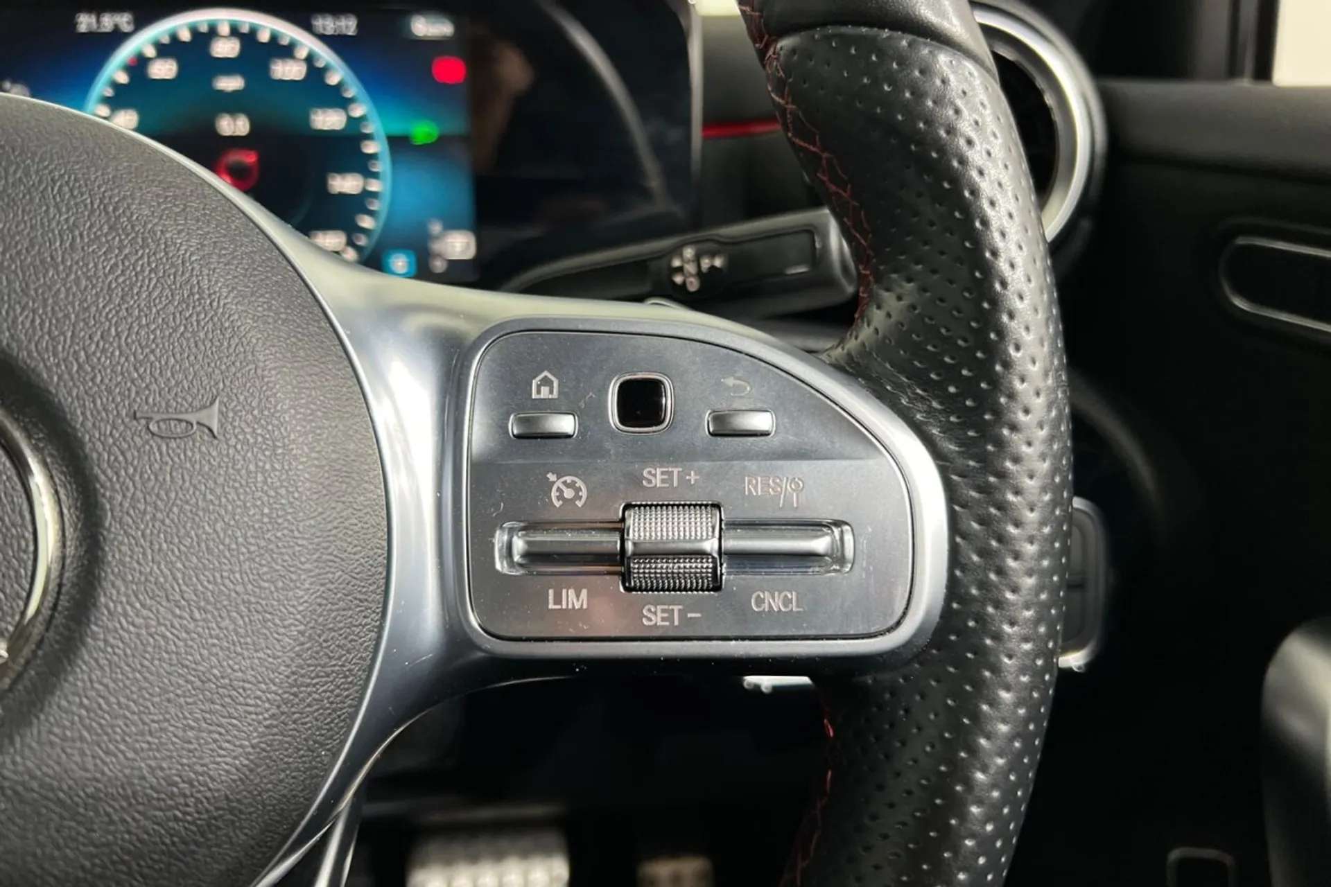 2021 MERCEDES-BENZ A-CLASS 2021 MERCEDES-BENZ A-CLASS