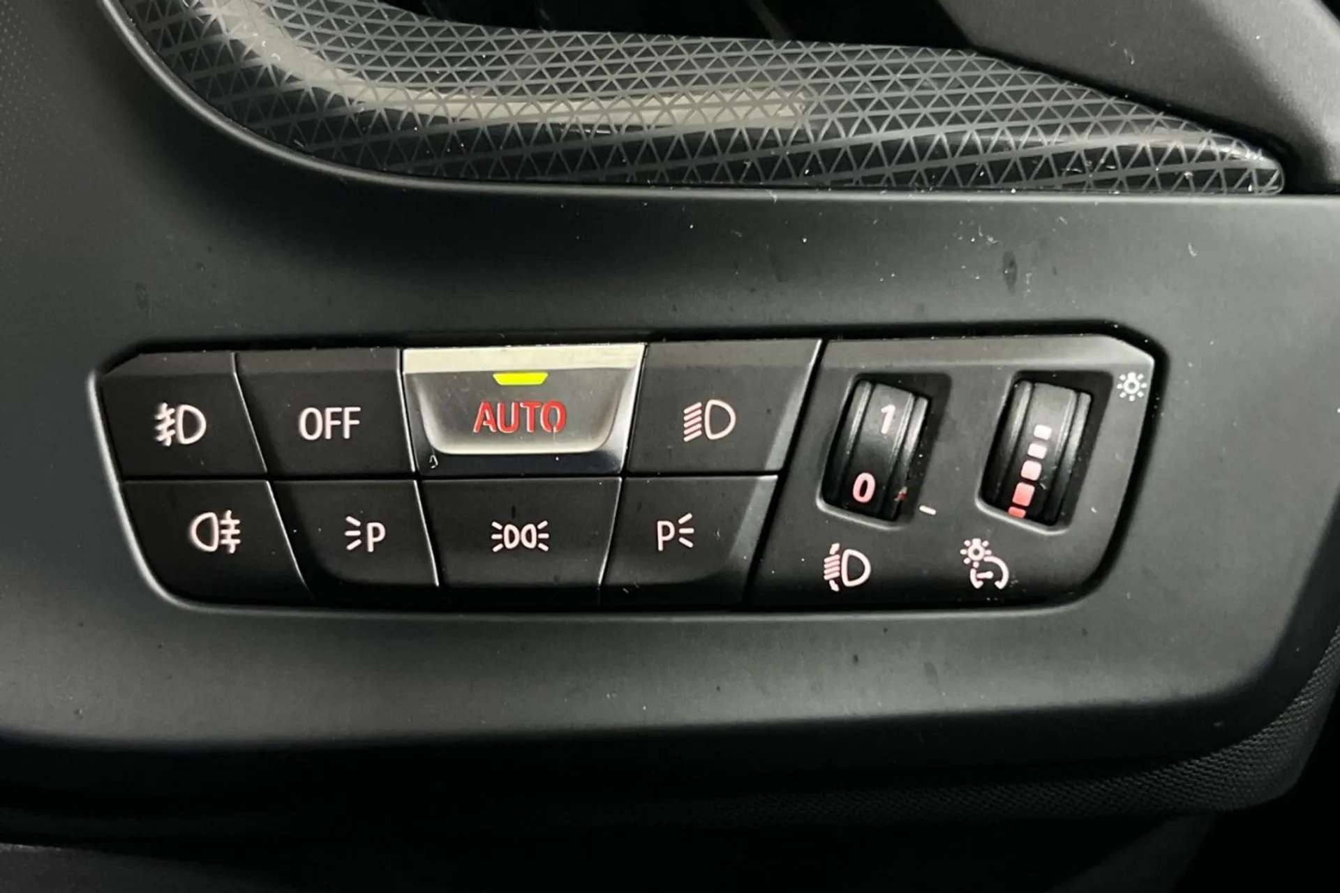 0 BMW 1 SERIES 0 BMW 1 SERIES