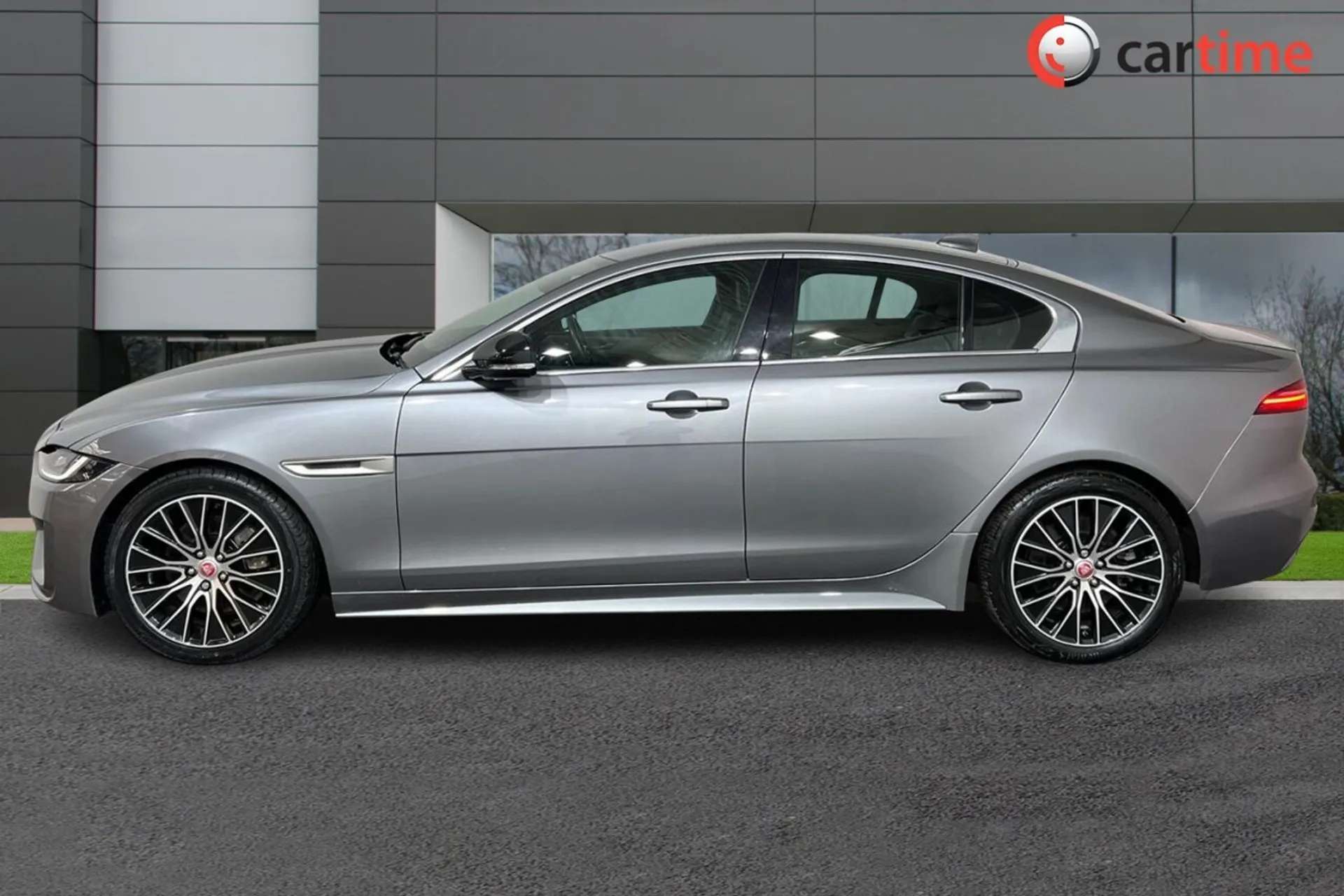 A 2019 JAGUAR XE 2.0 R-DYNAMIC S 4d 247 BHP Rear Camera, 10-Inch Touchscreen, Parking Sensors, LED Headlights, Navigation Pro Eiger Grey, 18-Inch Alloy Wheels A 2019 JAGUAR XE 2.0 R-DYNAMIC S 4d 247 BHP Rear Camera, 10-Inch Touchscreen, Parking Sensors, LED Headlights, Navigation Pro Eiger Grey, 18-Inch Alloy Wheels