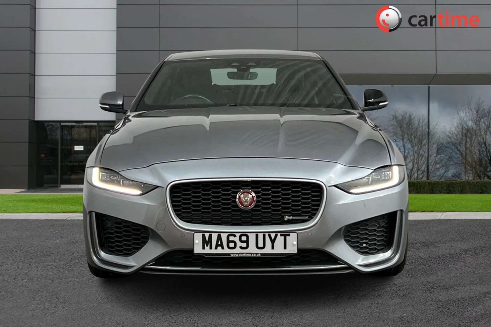2019 JAGUAR XE 2019 JAGUAR XE