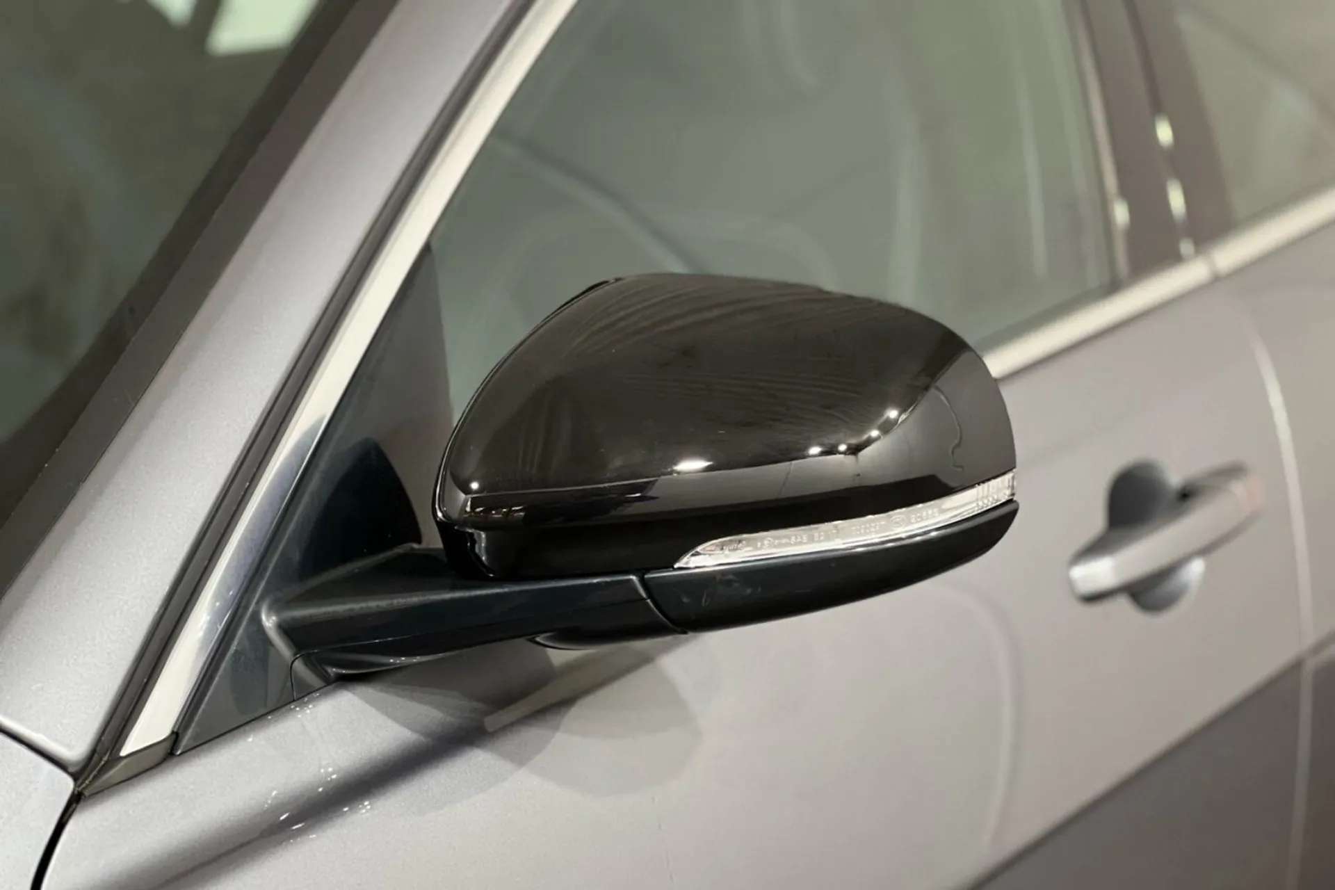 2019 JAGUAR XE 2019 JAGUAR XE