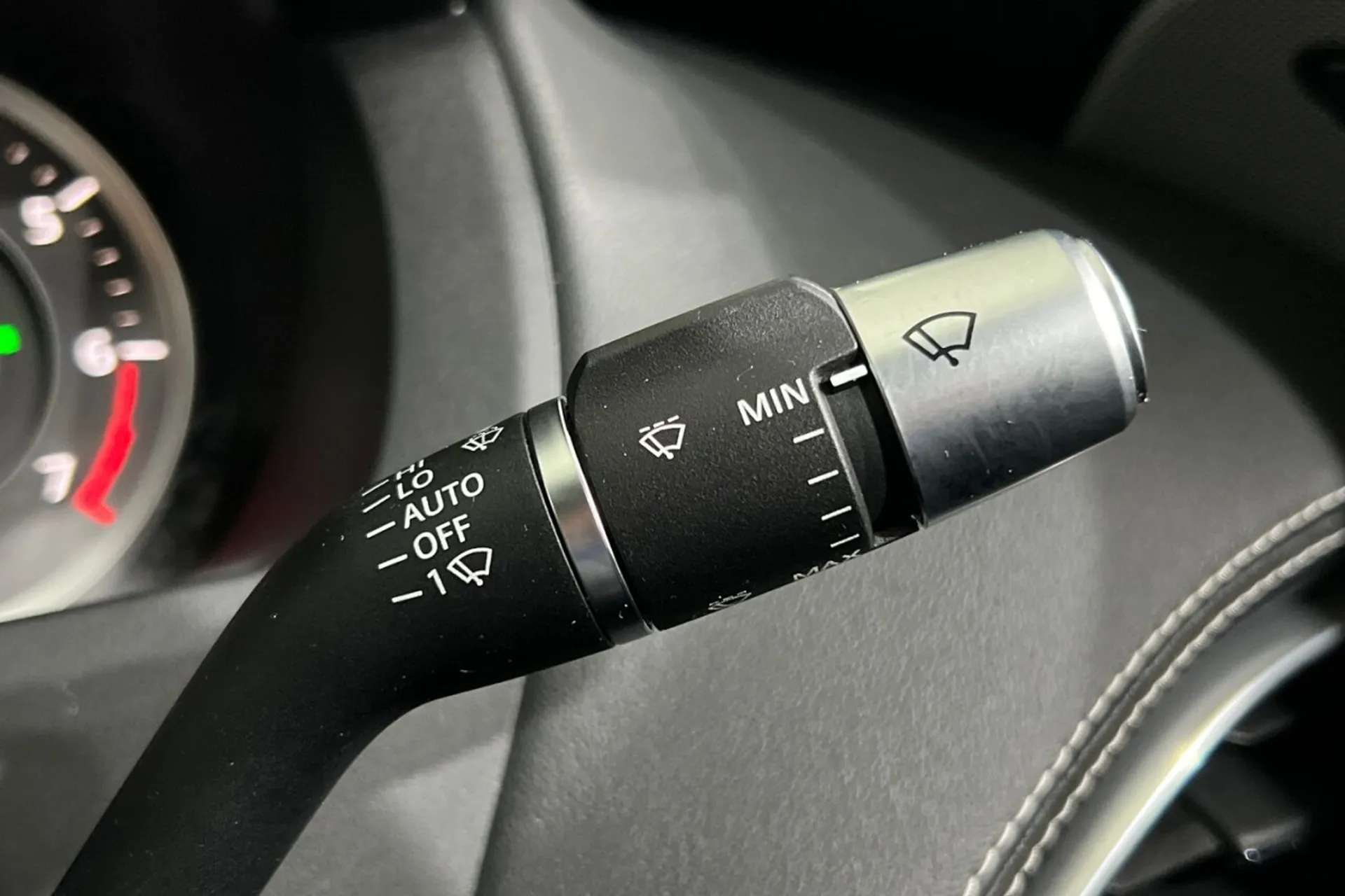 2019 JAGUAR XE 2019 JAGUAR XE