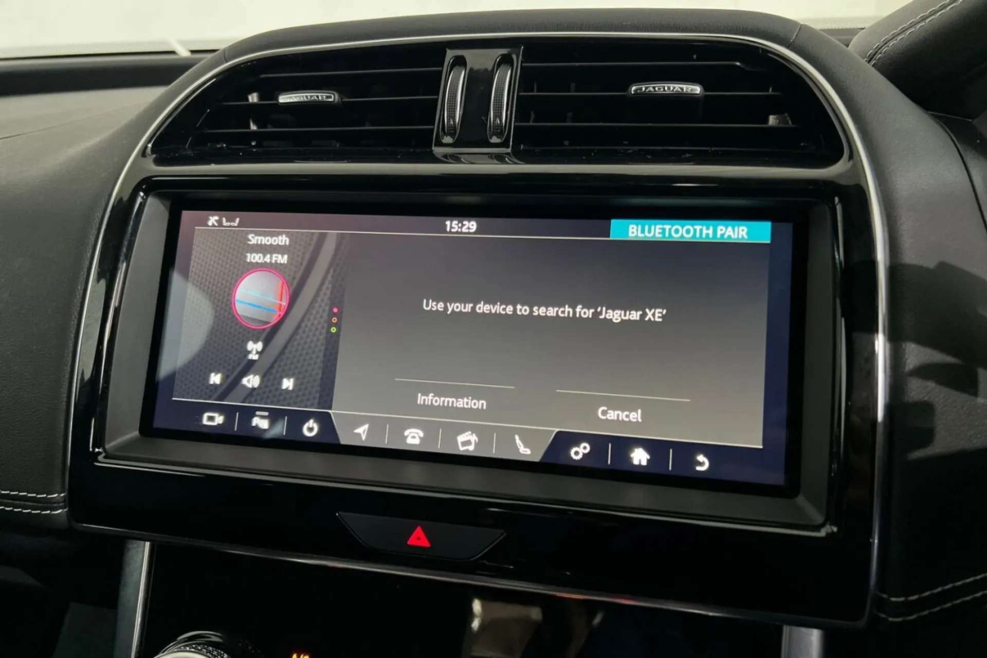 2019 JAGUAR XE 2019 JAGUAR XE