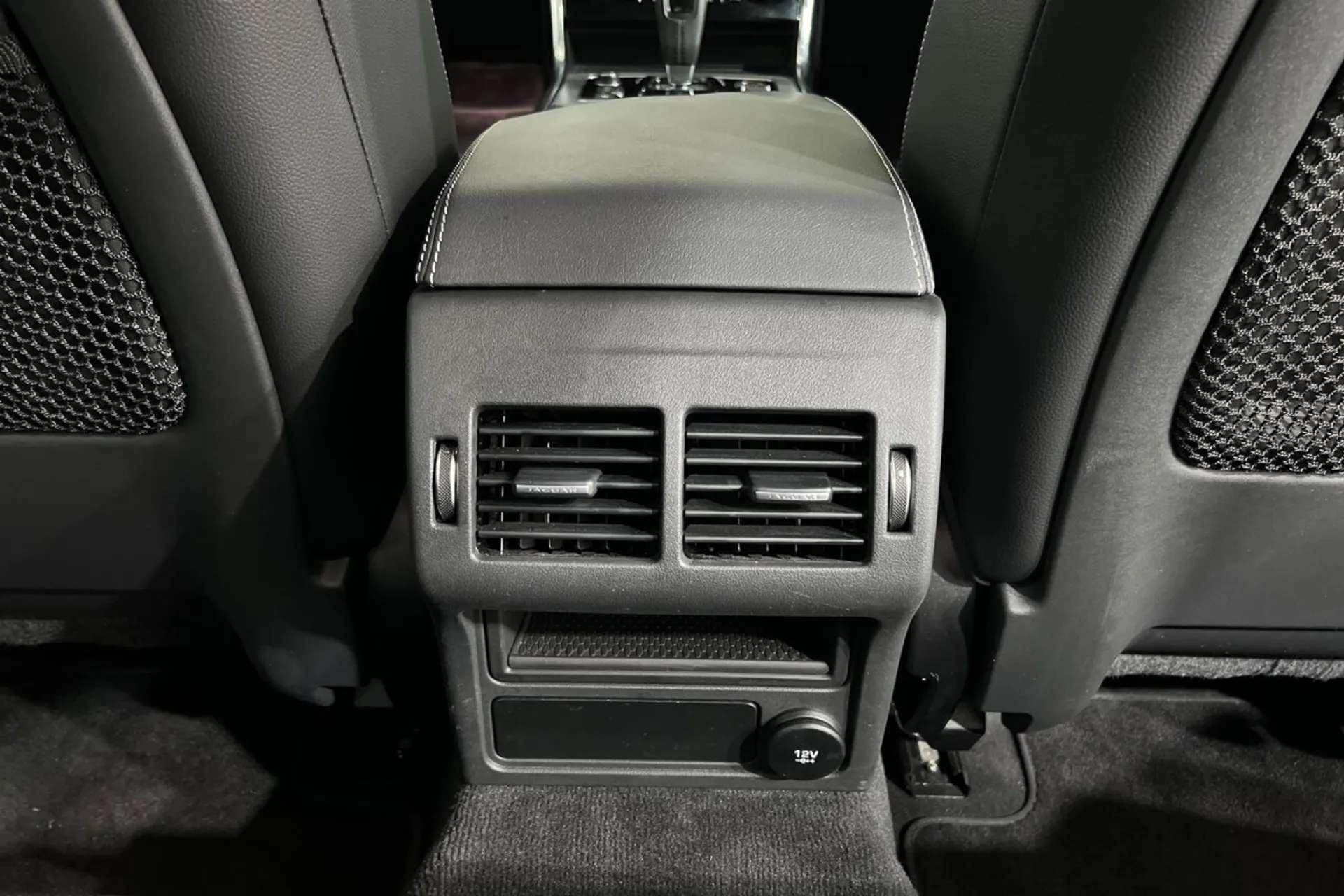 2019 JAGUAR XE 2019 JAGUAR XE