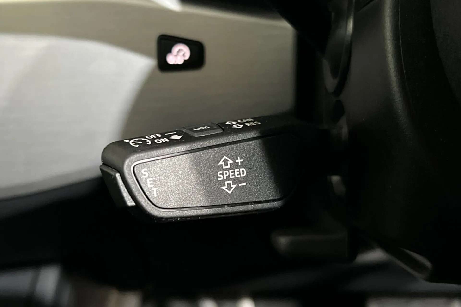 2022 AUDI A4 2022 AUDI A4