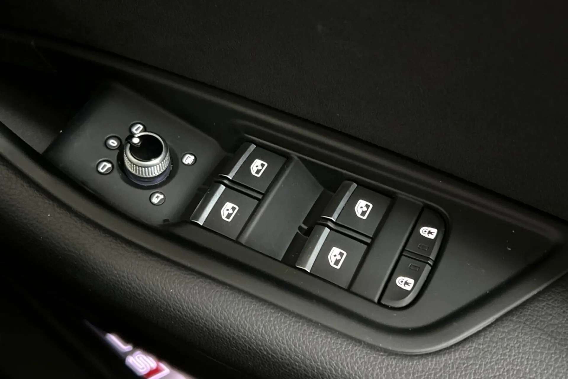 2022 AUDI A4 2022 AUDI A4