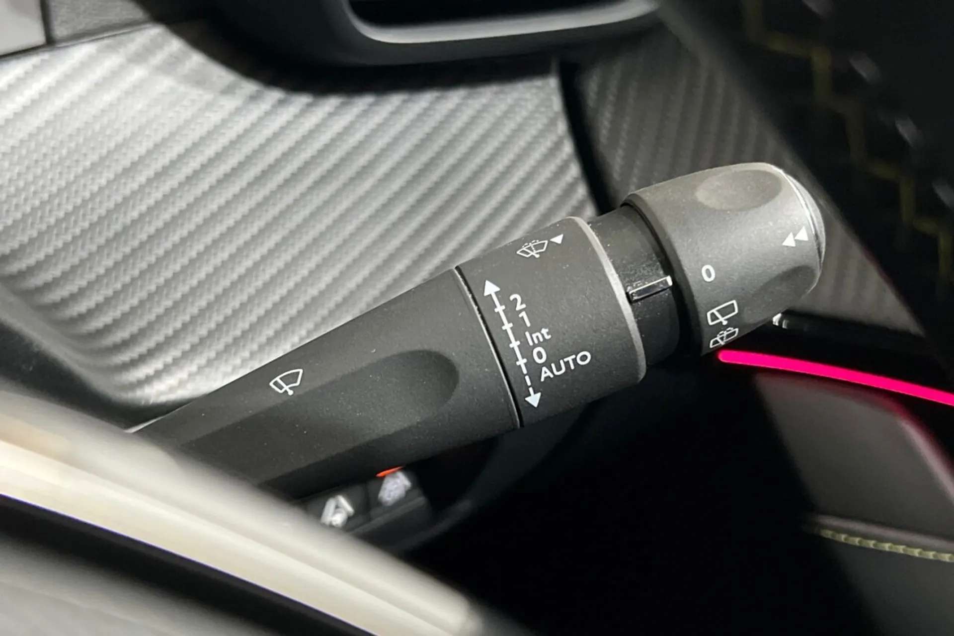 2020 PEUGEOT 208 2020 PEUGEOT 208