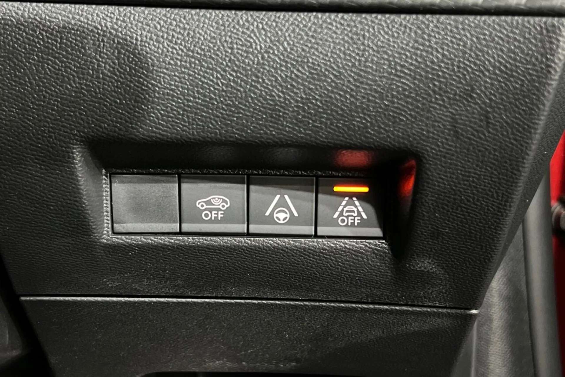 2020 PEUGEOT 208 2020 PEUGEOT 208