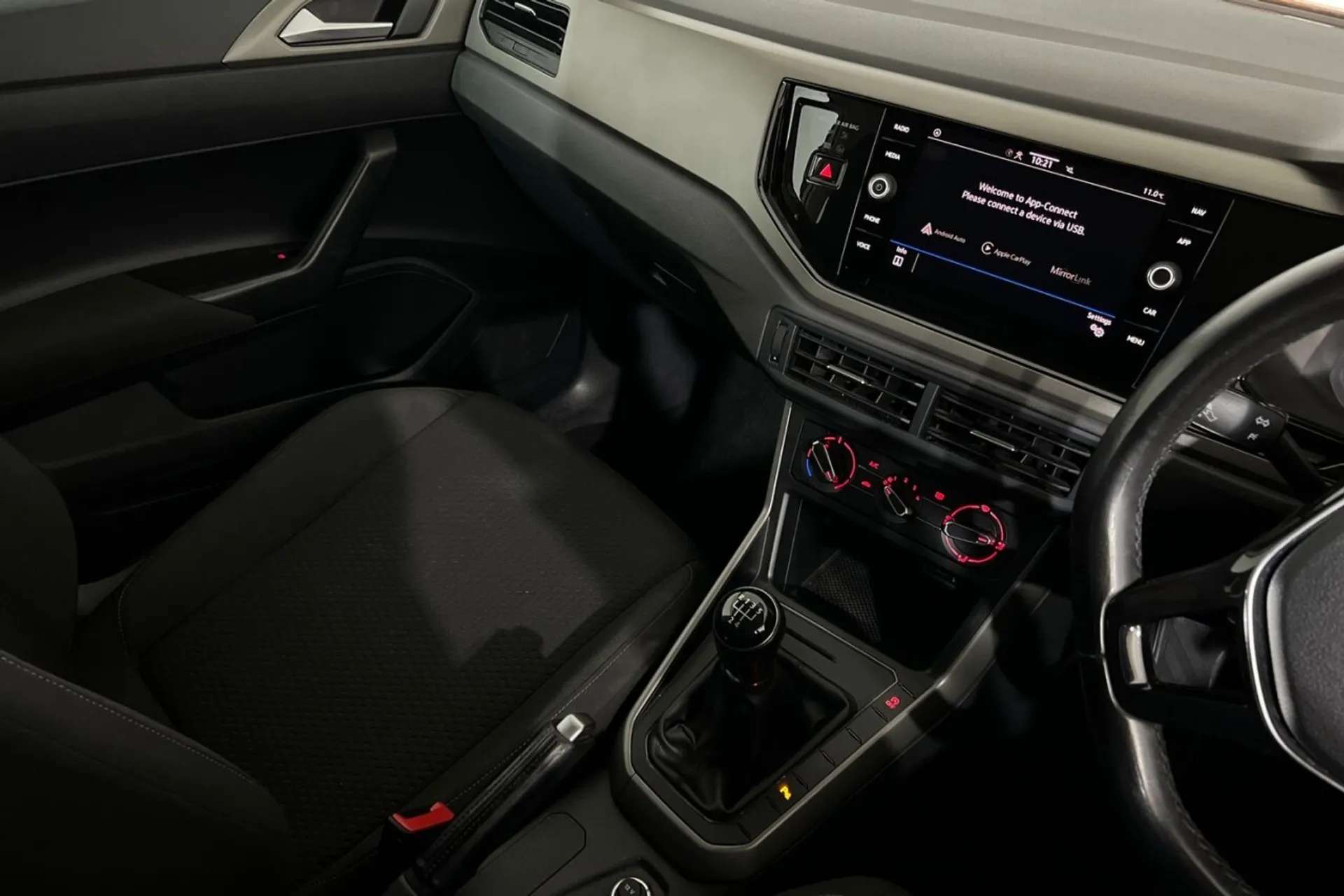 2021 VOLKSWAGEN POLO 2021 VOLKSWAGEN POLO