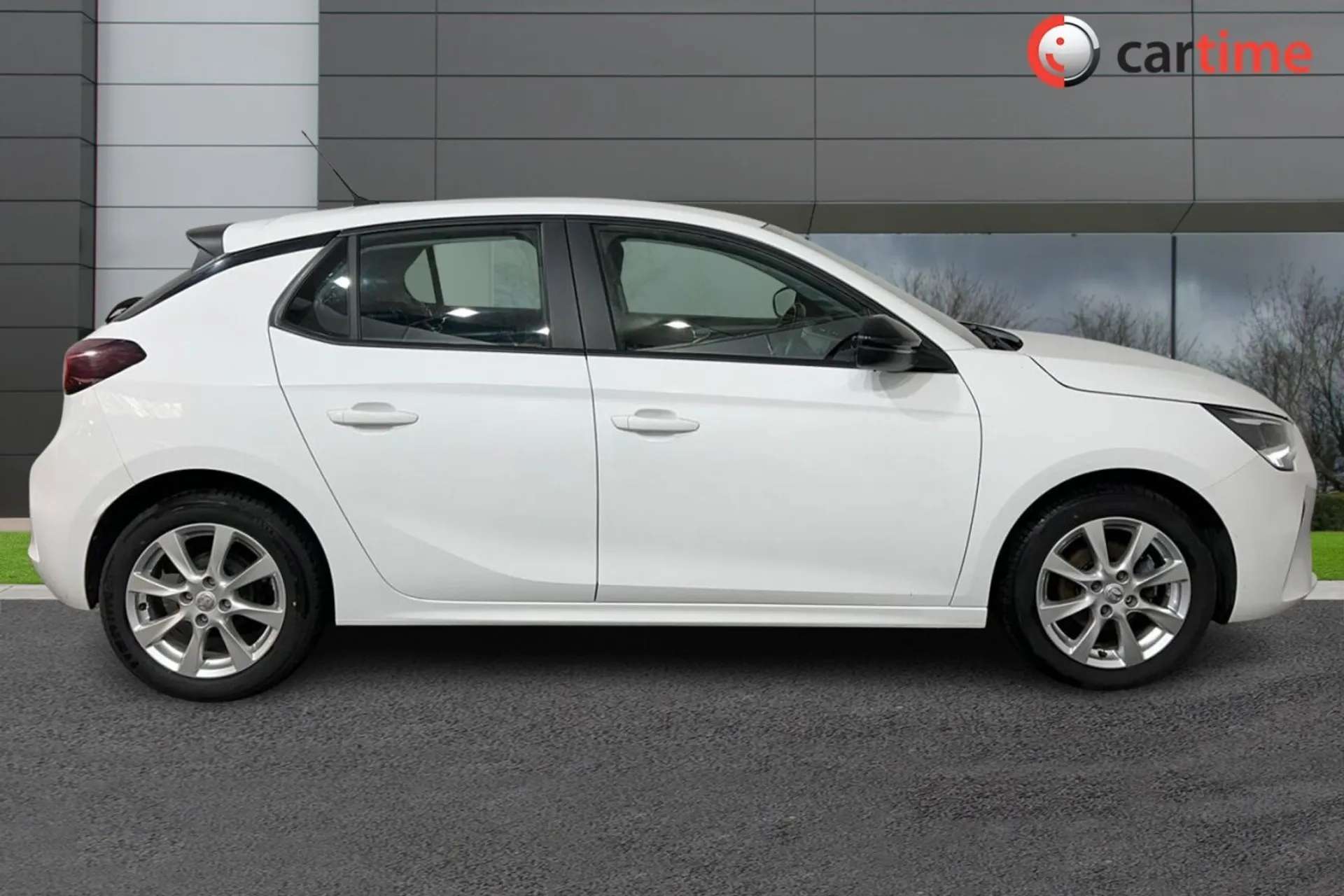 A 2022 VAUXHALL CORSA 1.2 SE EDITION 5d 74 BHP Comfort Front Seats, Cruise Control, LED Headlights, Air Conditioning, High Beam Assist Jade White, 16-Inch Alloy Wheels A 2022 VAUXHALL CORSA 1.2 SE EDITION 5d 74 BHP Comfort Front Seats, Cruise Control, LED Headlights, Air Conditioning, High Beam Assist Jade White, 16-Inch Alloy Wheels