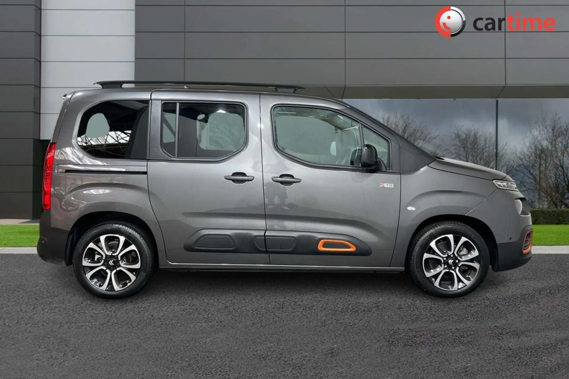 A 2024 CITROEN BERLINGO FLAIR XTR M 5d 135 BHP Touchscreen Display, Apple CarPlay / Android Auto, Rear Parking Sensors, Cruise Control, 17in Alloys Cumulus Grey, 17-Inch Allo A 2024 CITROEN BERLINGO FLAIR XTR M 5d 135 BHP Touchscreen Display, Apple CarPlay / Android Auto, Rear Parking Sensors, Cruise Control, 17in Alloys Cumulus Grey, 17-Inch Allo