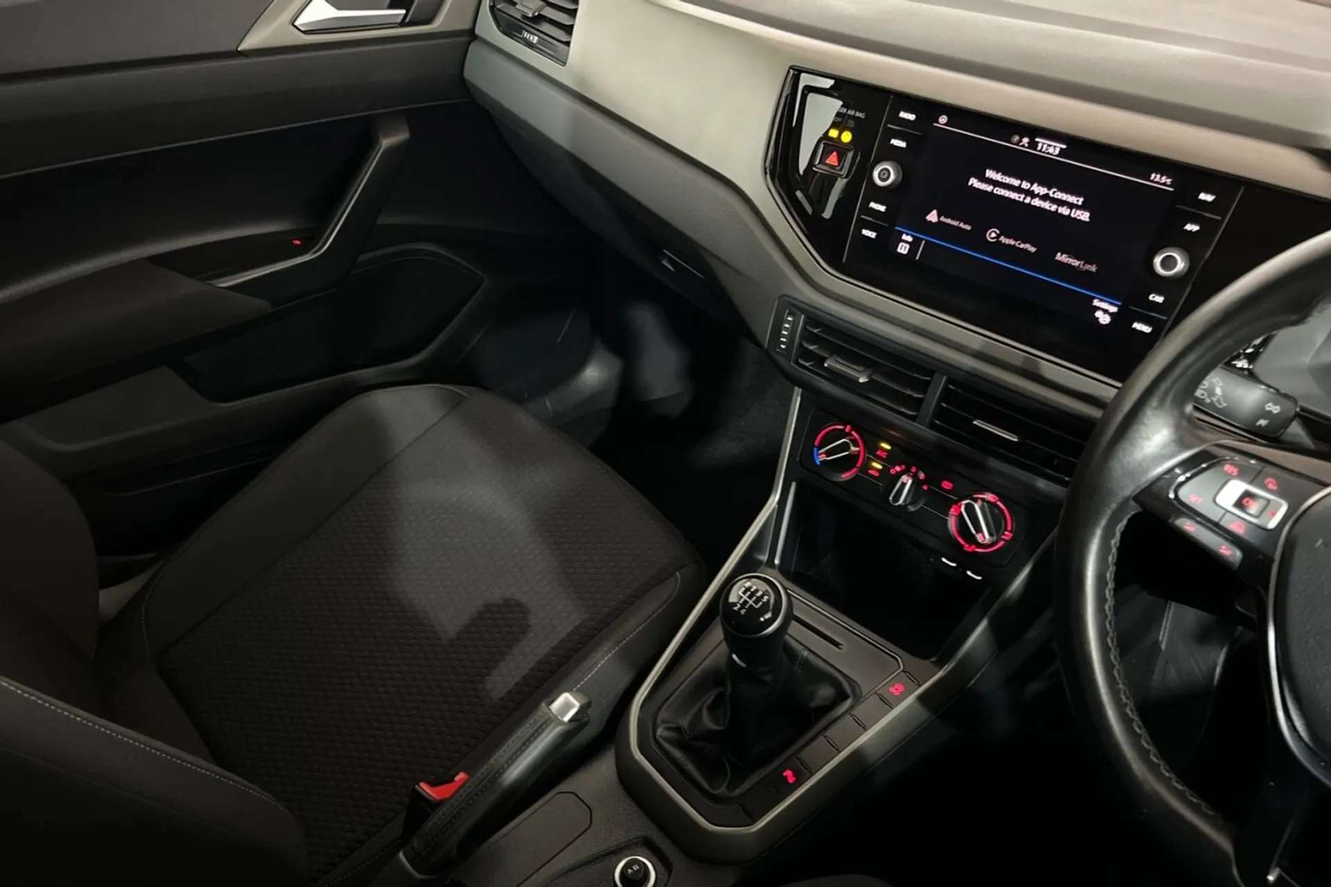 2021 VOLKSWAGEN POLO 2021 VOLKSWAGEN POLO