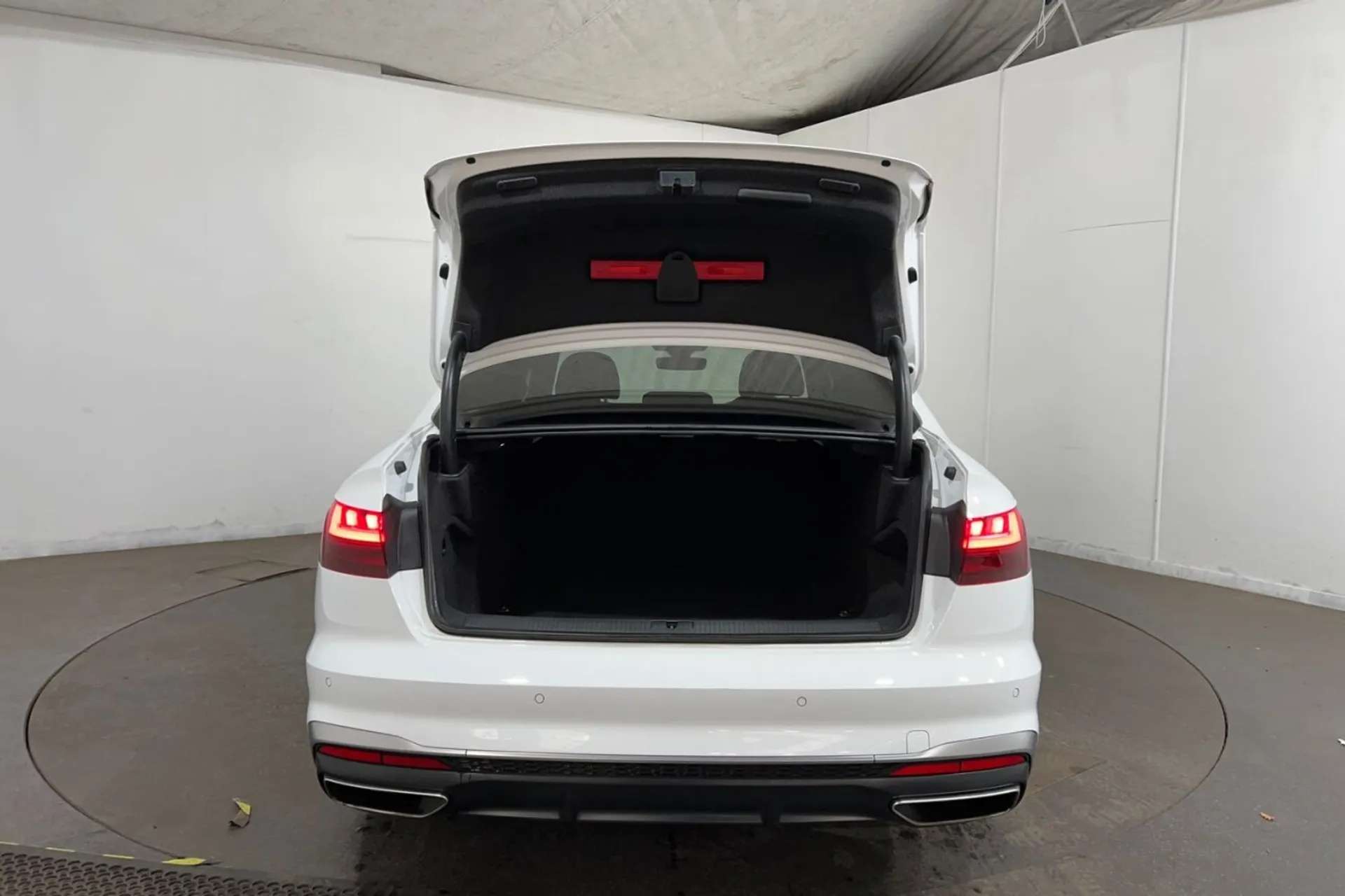 2022 AUDI A4 2022 AUDI A4