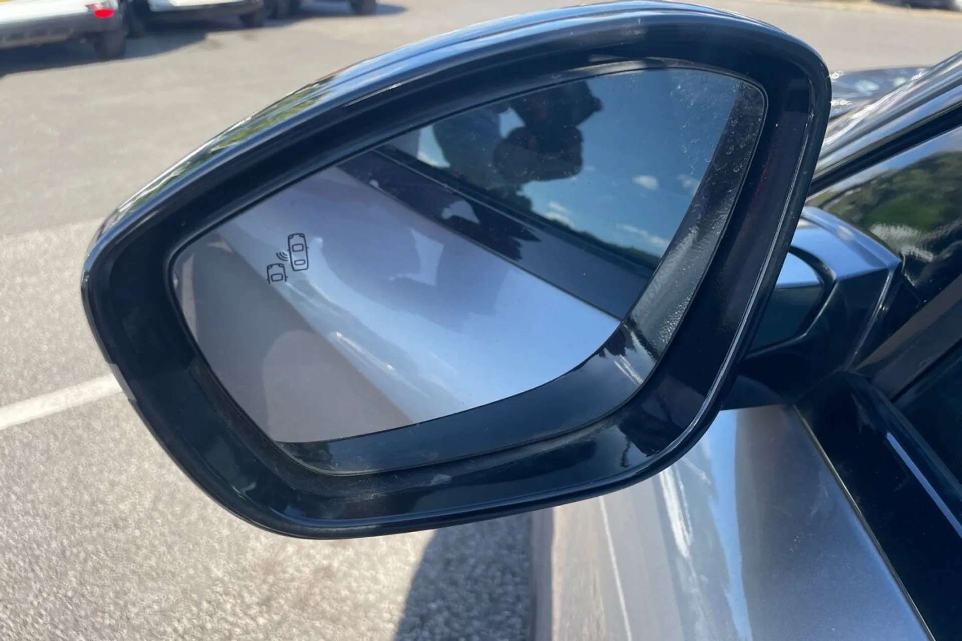 2021 PEUGEOT 508 2021 PEUGEOT 508