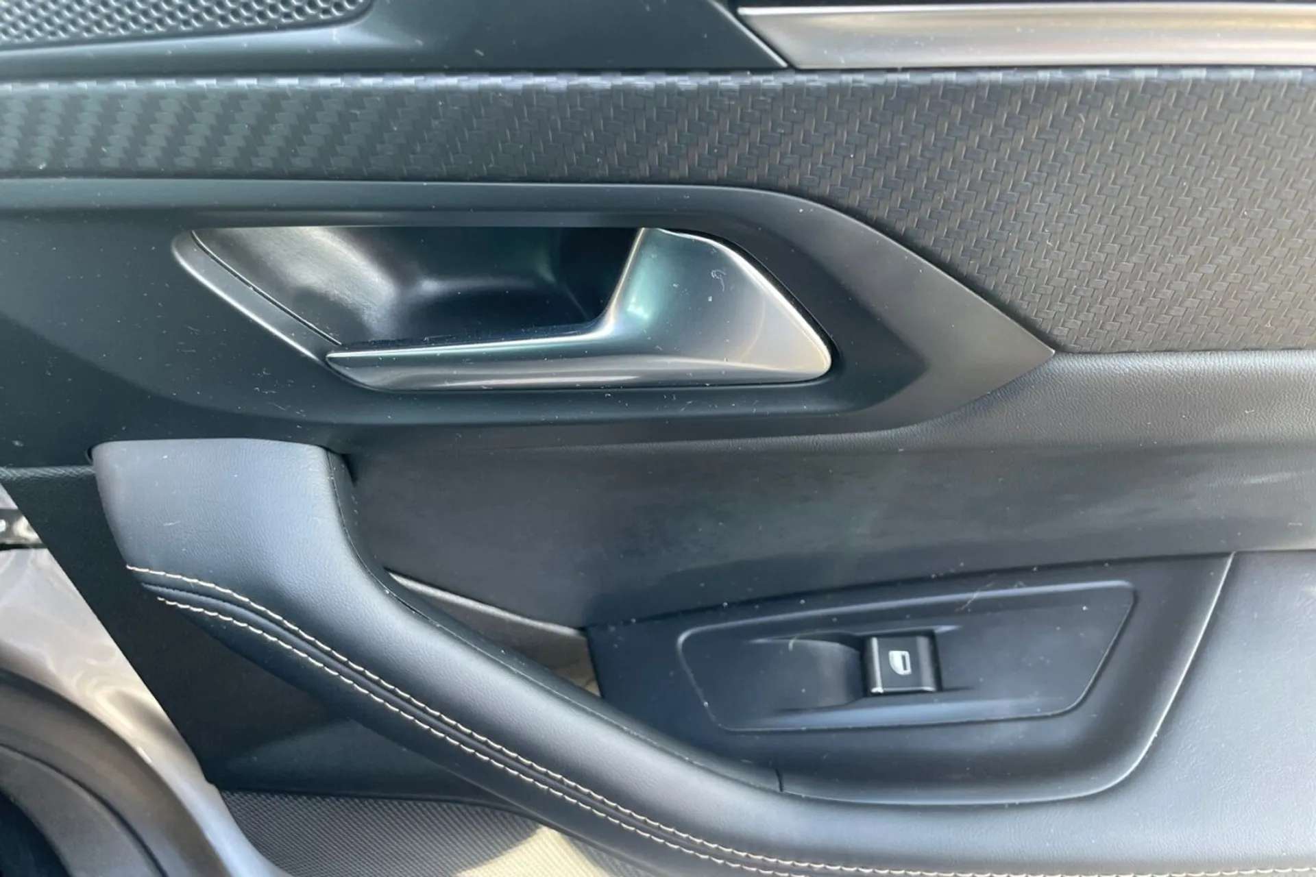 2021 PEUGEOT 508 2021 PEUGEOT 508