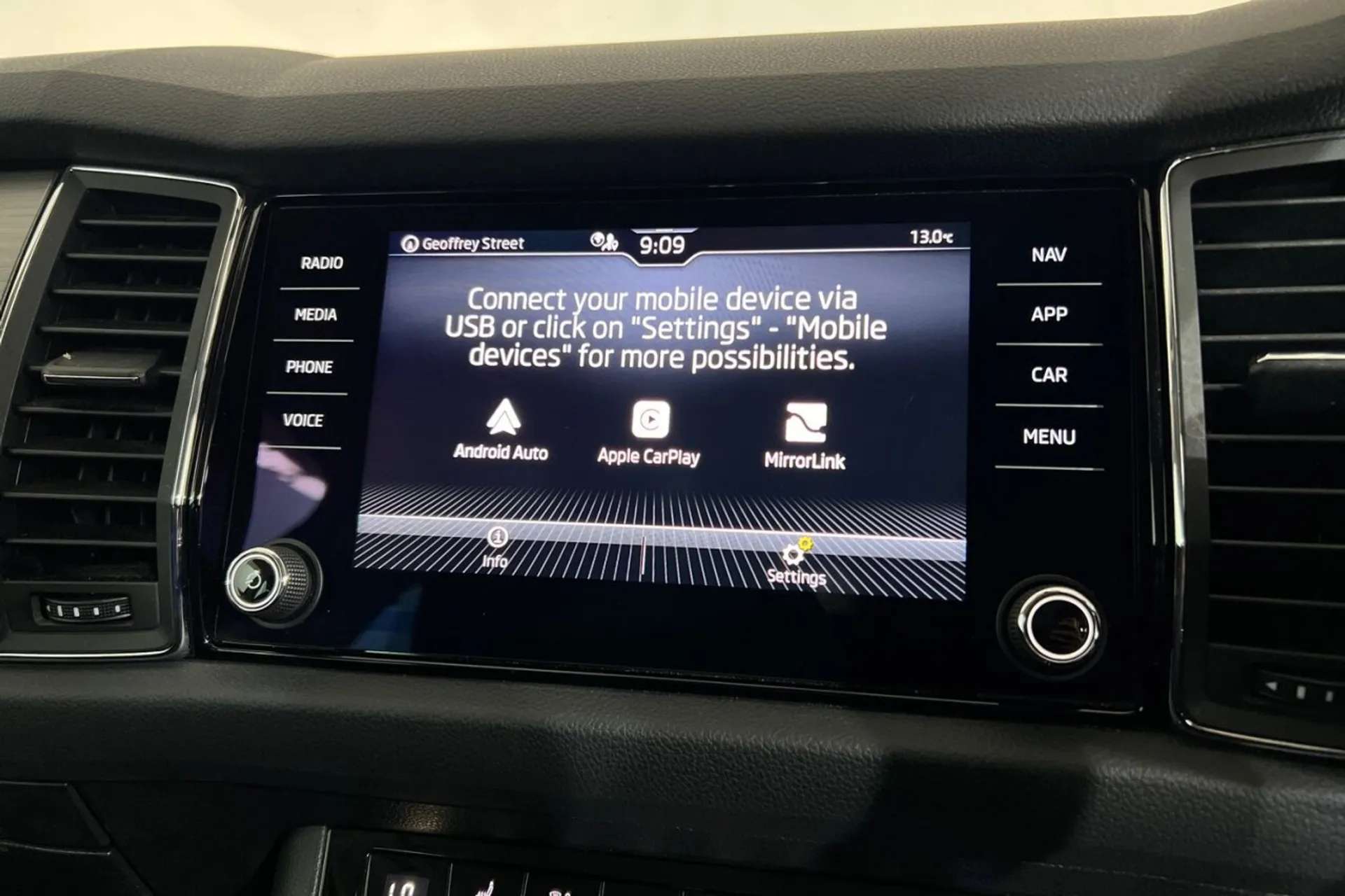 2021 SKODA KODIAQ 2021 SKODA KODIAQ