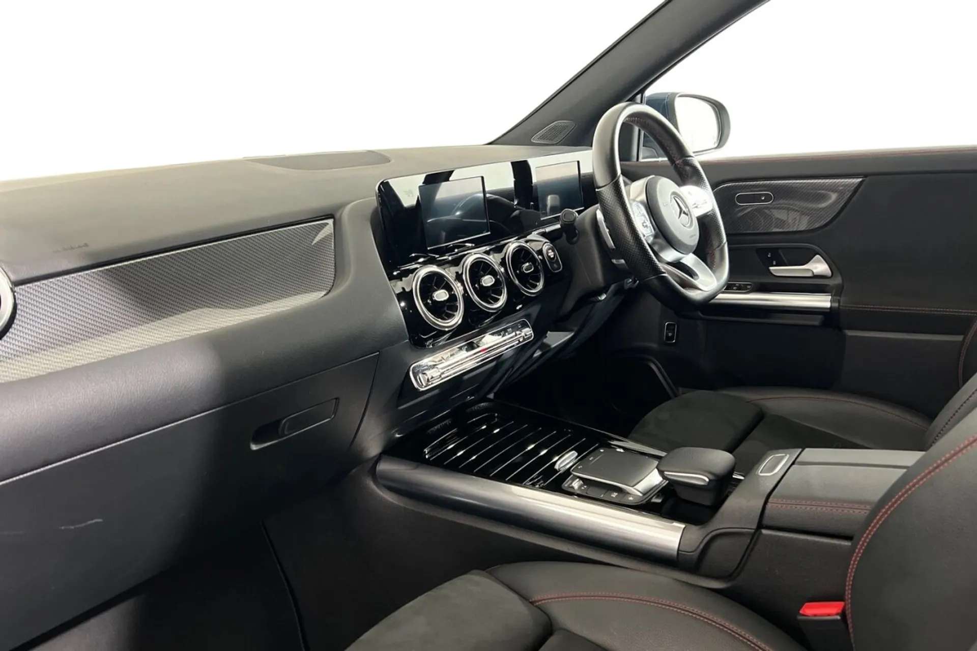 0 MERCEDES-BENZ GLA CLASS 0 MERCEDES-BENZ GLA CLASS