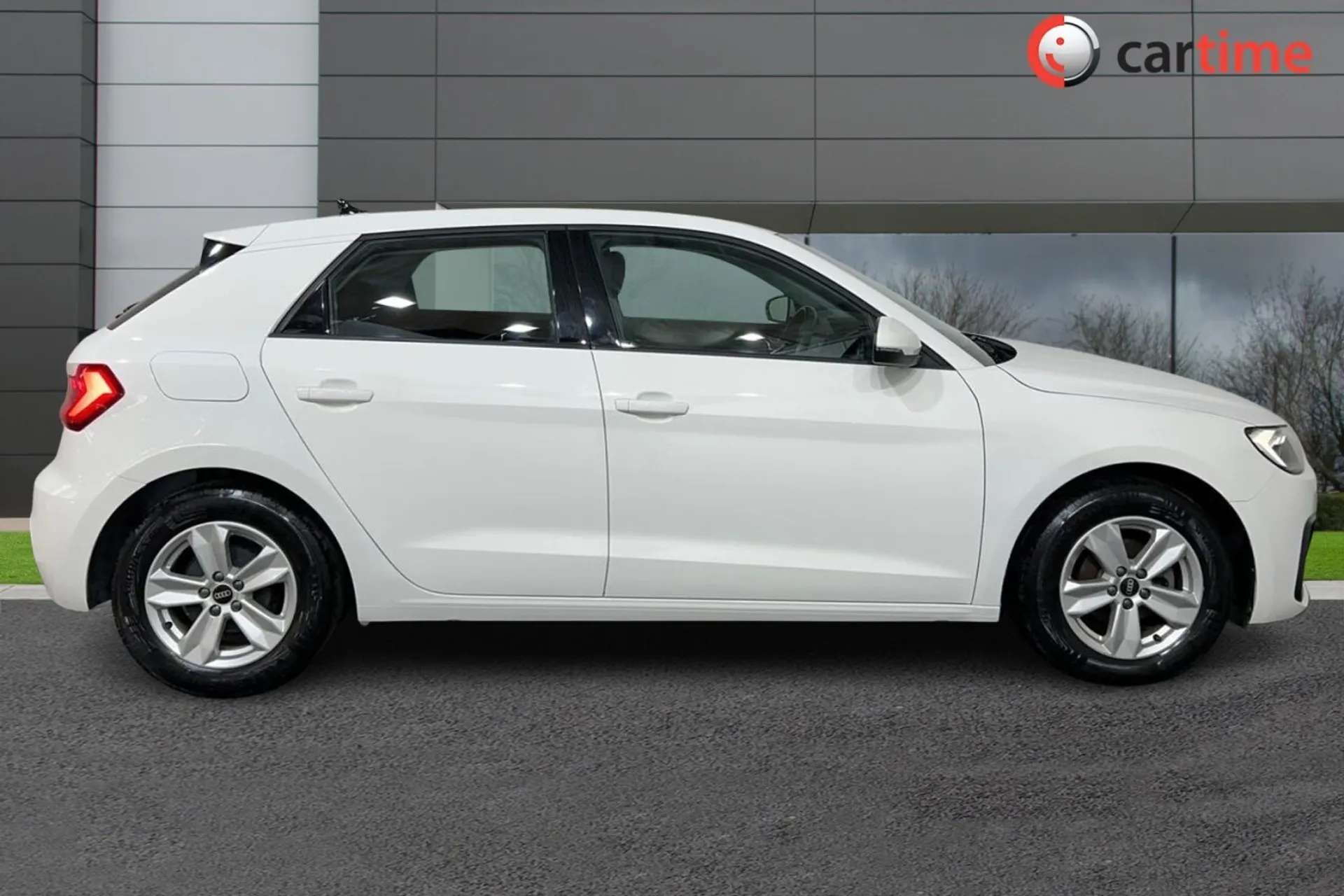 2022 AUDI A1 2022 AUDI A1