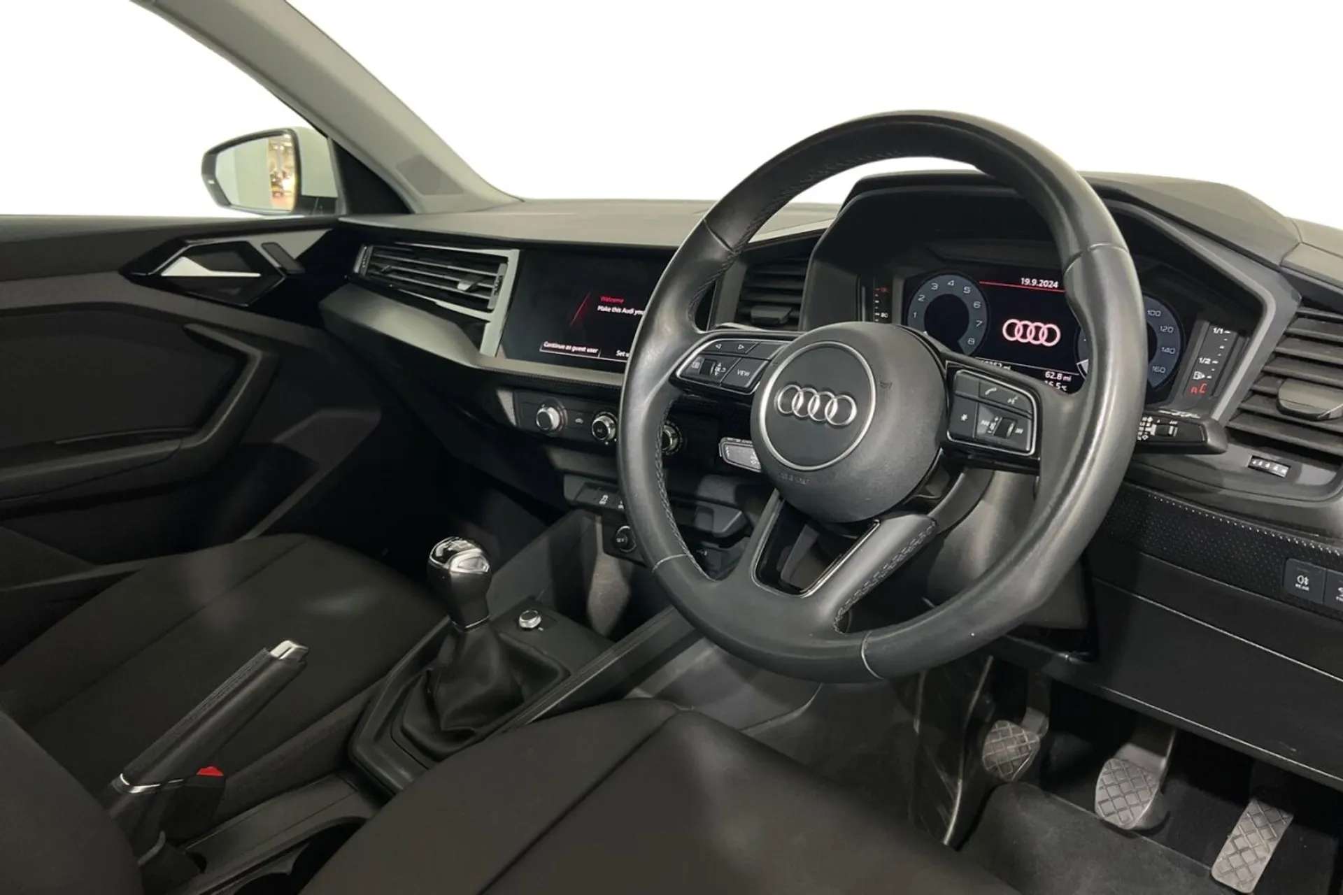 2022 AUDI A1 2022 AUDI A1